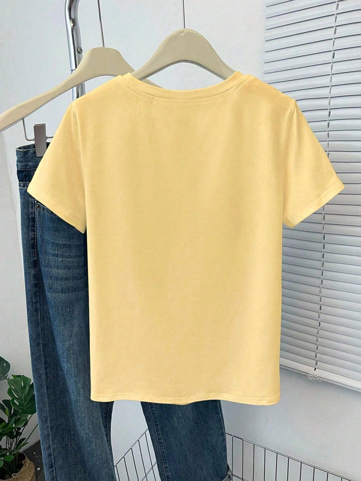 INAWLY Embroidered Silly Goose Book Club Shirt, Comfortable Color Reader T-Shirt, Gift For Book Lovers, Round Neck Embroidered T-Shirt For Book Lovers