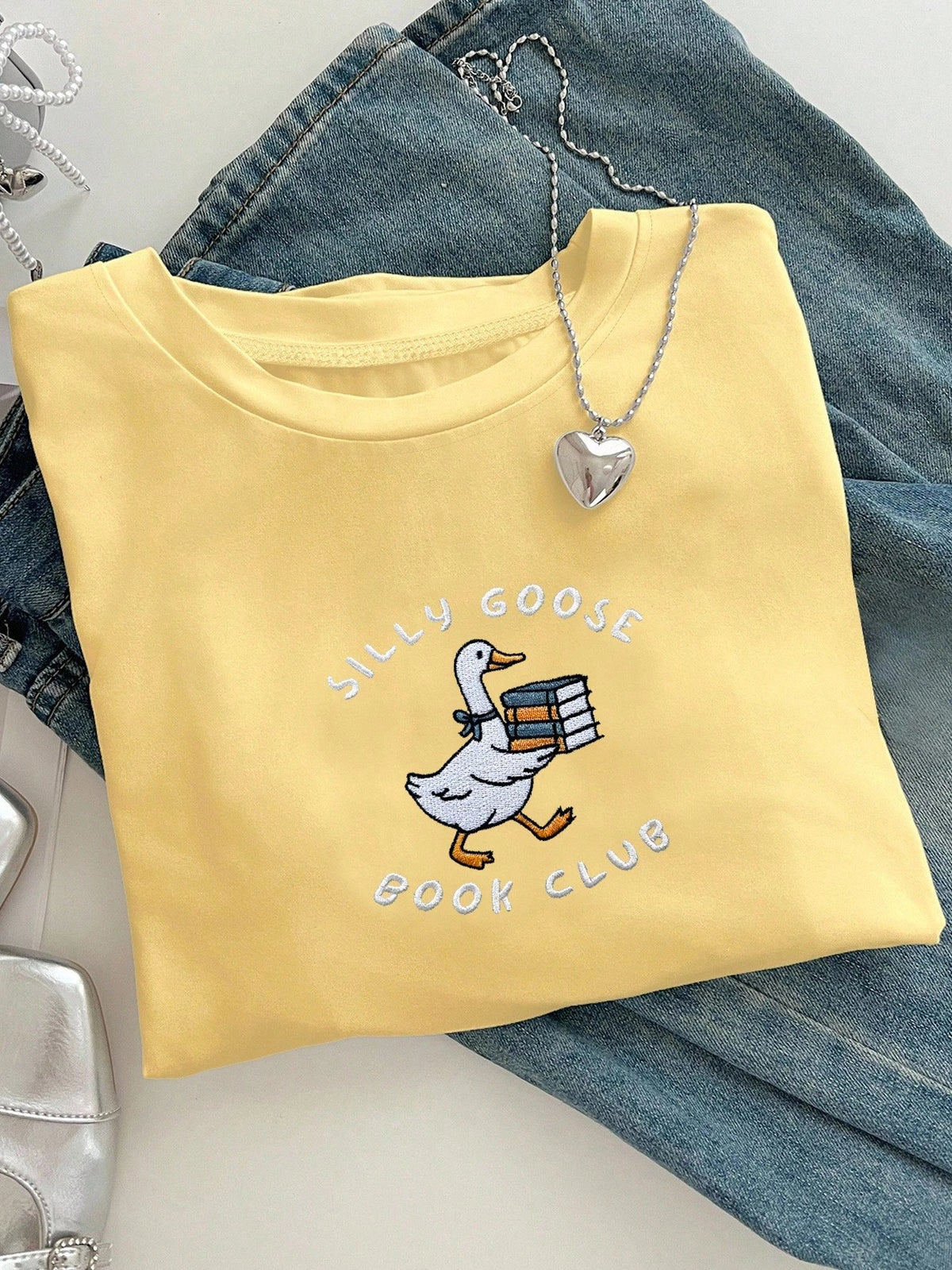 INAWLY Embroidered Silly Goose Book Club Shirt, Comfortable Color Reader T-Shirt, Gift For Book Lovers, Round Neck Embroidered T-Shirt For Book Lovers