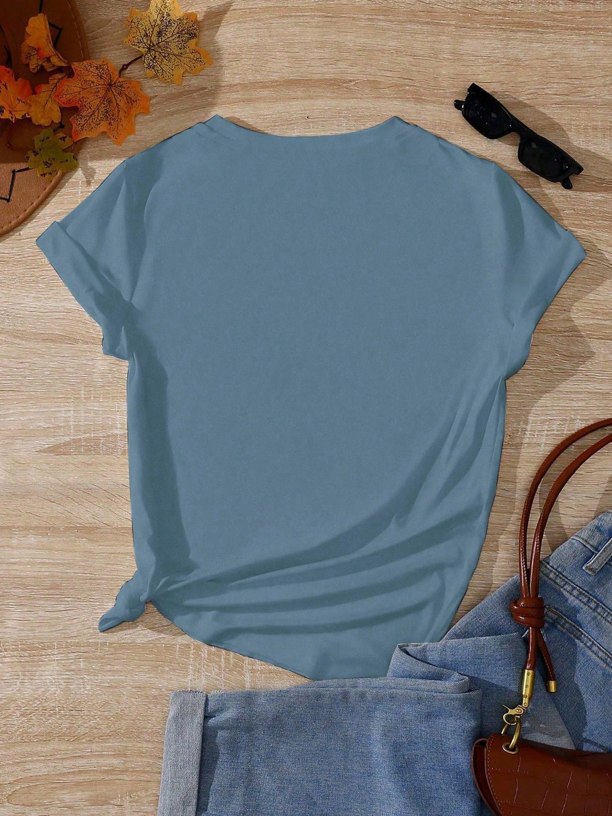 INAWLY Embroidered Silly Goose Book Club Shirt, Comfortable Color Reader T-Shirt, Gift For Book Lovers, Round Neck Embroidered T-Shirt For Book Lovers