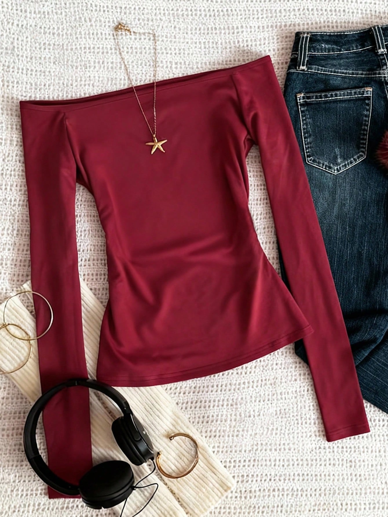 IslaSuriya Fashionable Minimalist Off-Shoulder Long Sleeve T-Shirt, Gift For Friends
