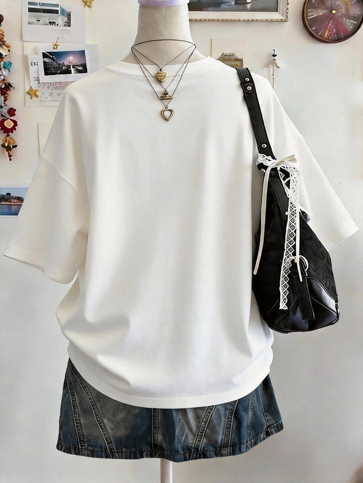 Lalippa Music Note Pattern Digital Print Fashionable Minimalist Oversized Mid-Length Round Neck Drop Shoulder Women T-Shirt, Gift For Friends
