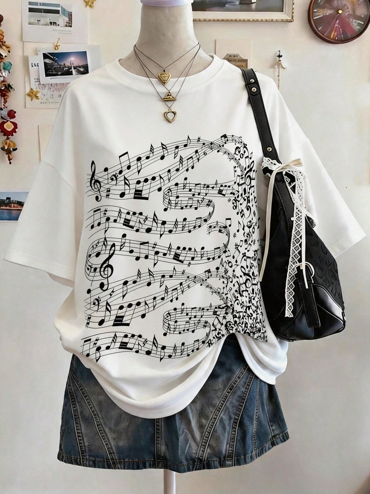 Lalippa Music Note Pattern Digital Print Fashionable Minimalist Oversized Mid-Length Round Neck Drop Shoulder Women T-Shirt, Gift For Friends