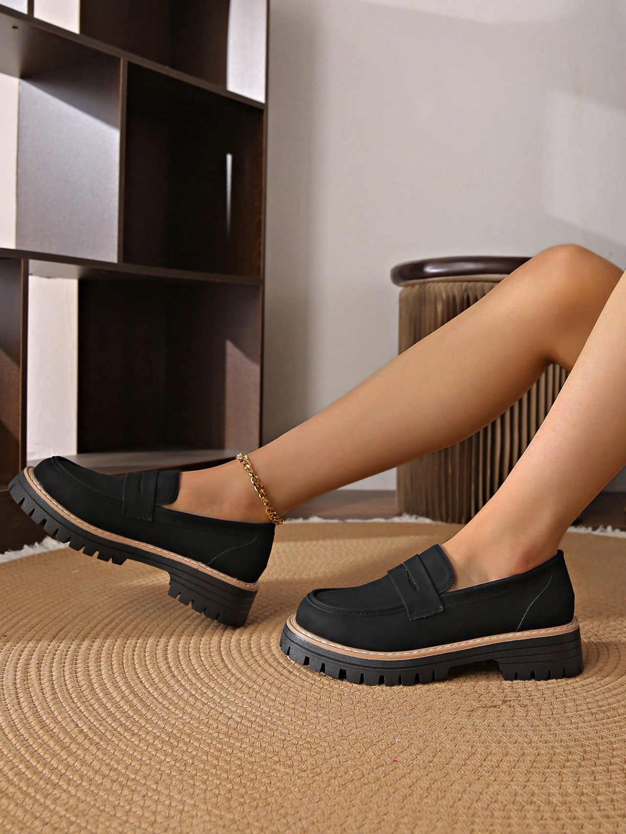 Latest Style Women's Ankle Boots, Casual Style, Non-Slip And Wear-Resistant Sole, Suitable For Everyday Wear, Slip-On Design, Versatile Style.