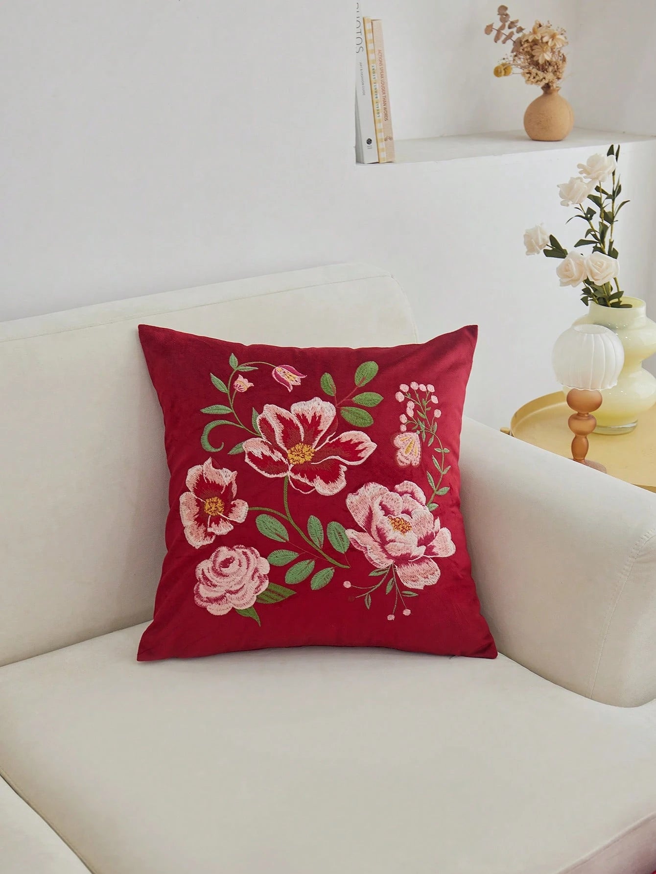 LCUHPCL 1pc Red Floral Embroidered Velvet Throw Pillow Cover, Home Decor Suitable For Living Room, Bedroom, Party, Car, Sofa And Various Environments, All Season