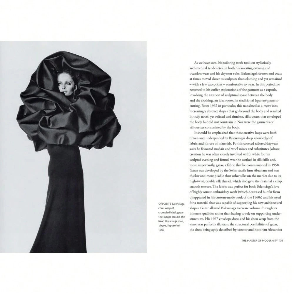 Little Book Of Balenciaga: The Story Of The Iconic Fashion House (Little Books Of Fashion)