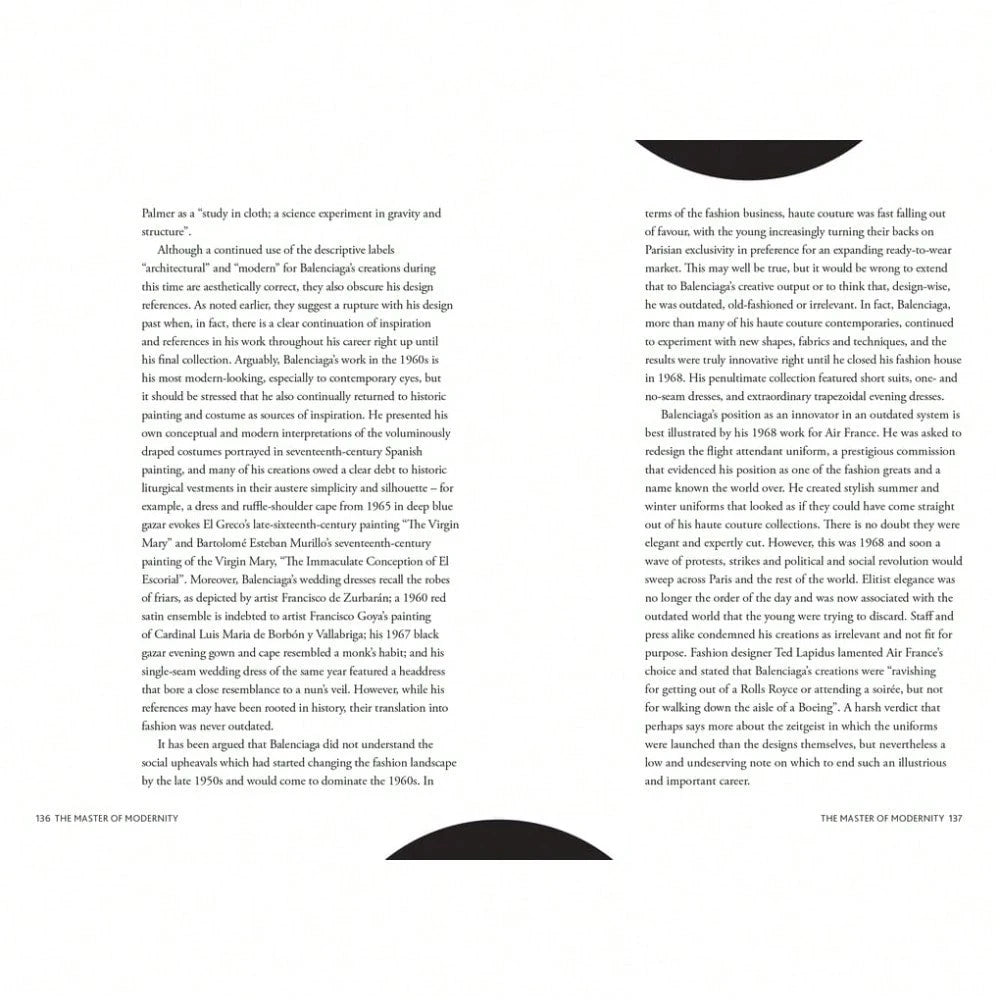 Little Book Of Balenciaga: The Story Of The Iconic Fashion House (Little Books Of Fashion)