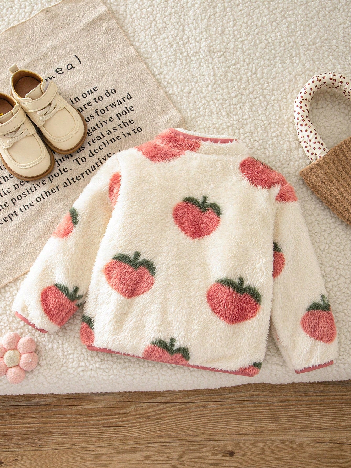 LMoss Kids Baby Girl Cute Peach Pattern Casual Long Sleeve Fleece Jacket, Autumn/Winter Stand Collar Versatile Style, White Base Cute Pattern Top