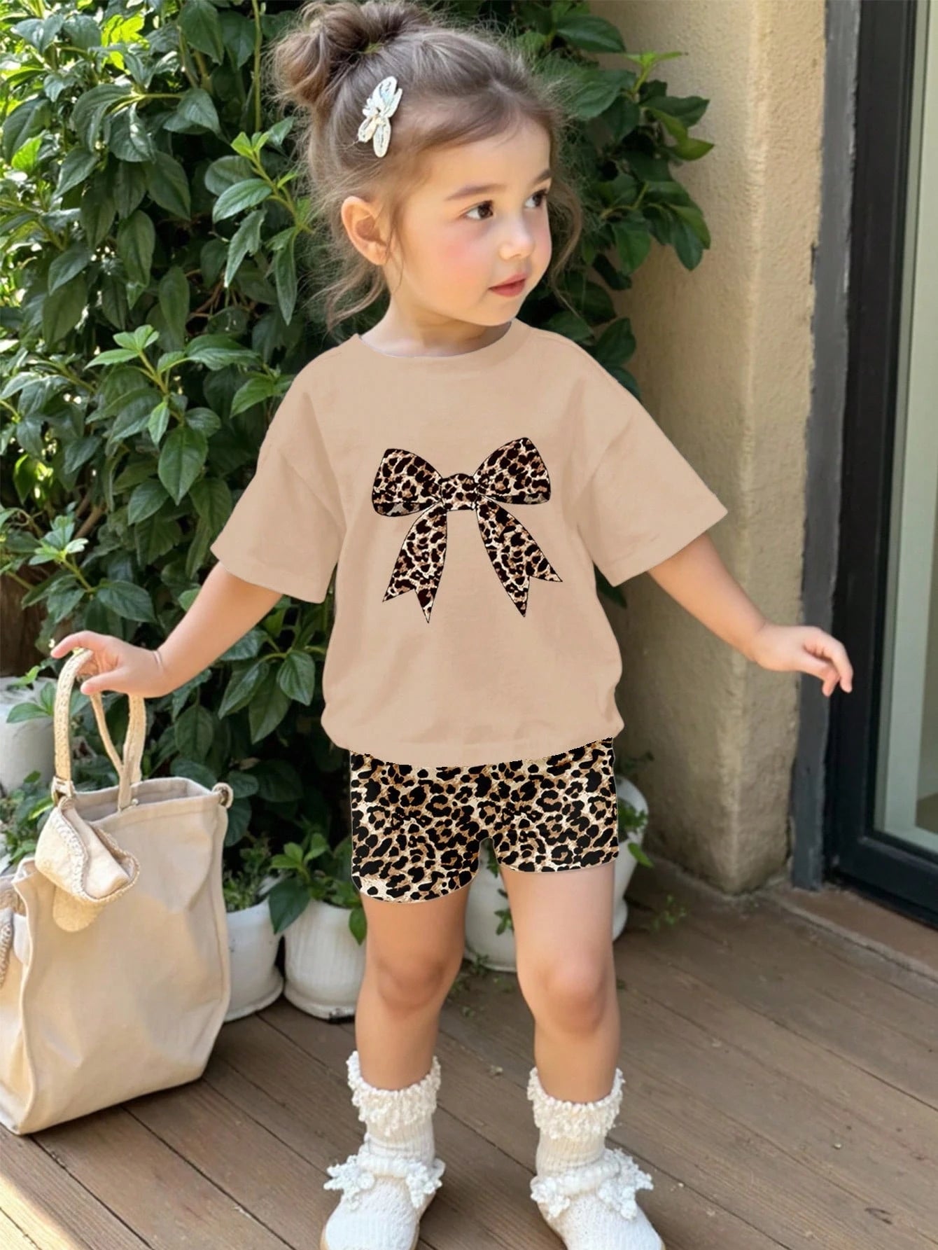 LMoss Kids Vintage Leopard Bow, Baby Girl Casual Minimalist Round Neck Short Sleeve T-Shirt And Tight Shorts Set, Suitable For Spring/Summer