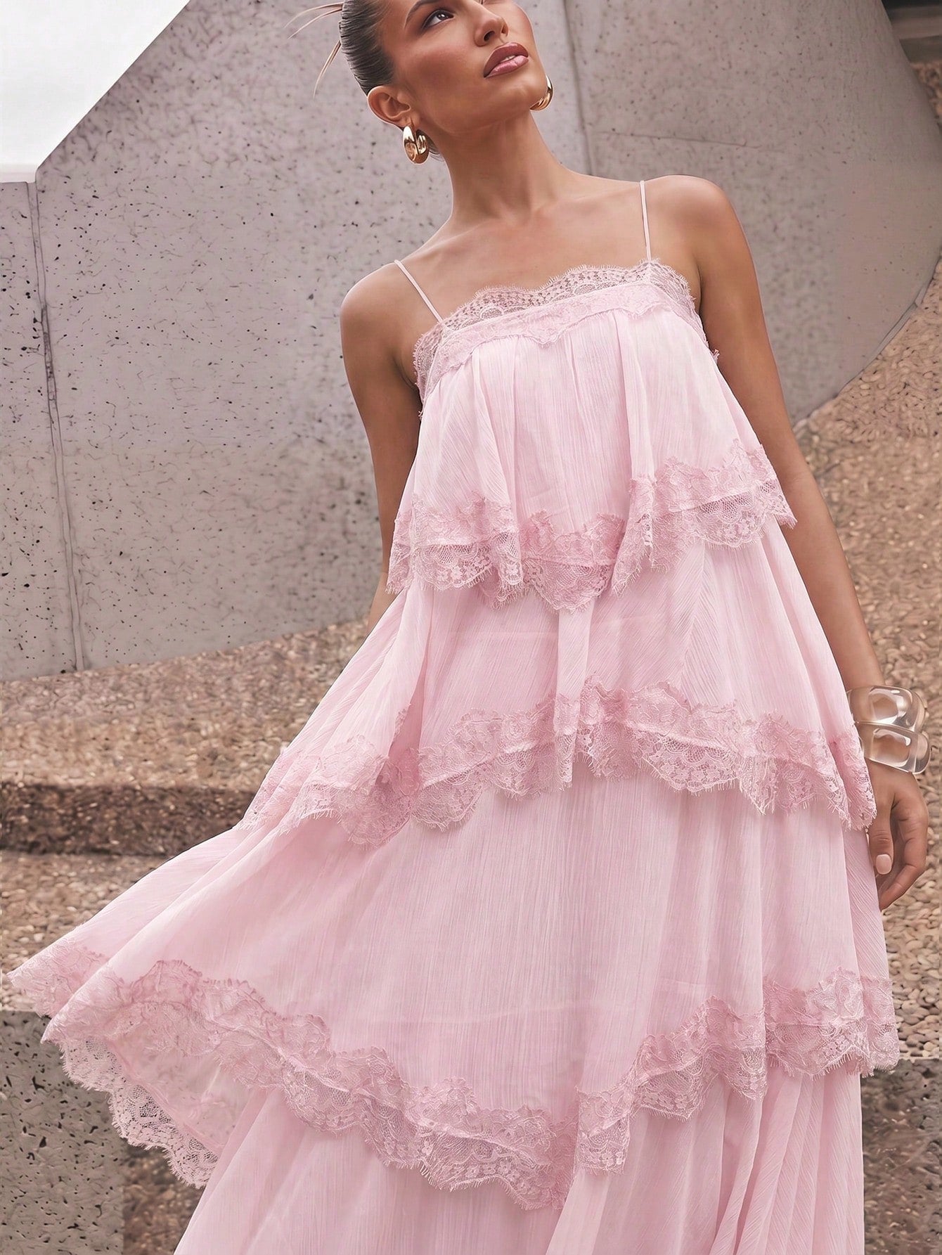 Lumalex Spring/Summer New Chiffon Ruched Contrast Lace Adjustable Strap Backless Dress
