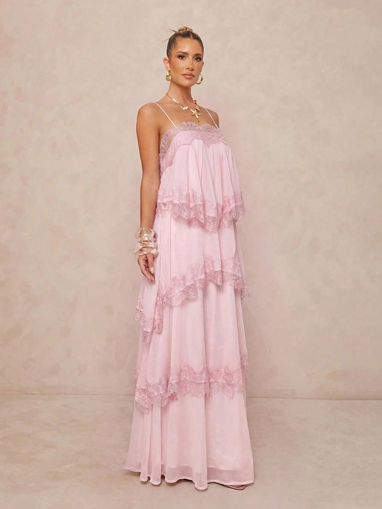 Lumalex Spring/Summer New Chiffon Ruched Contrast Lace Adjustable Strap Backless Dress