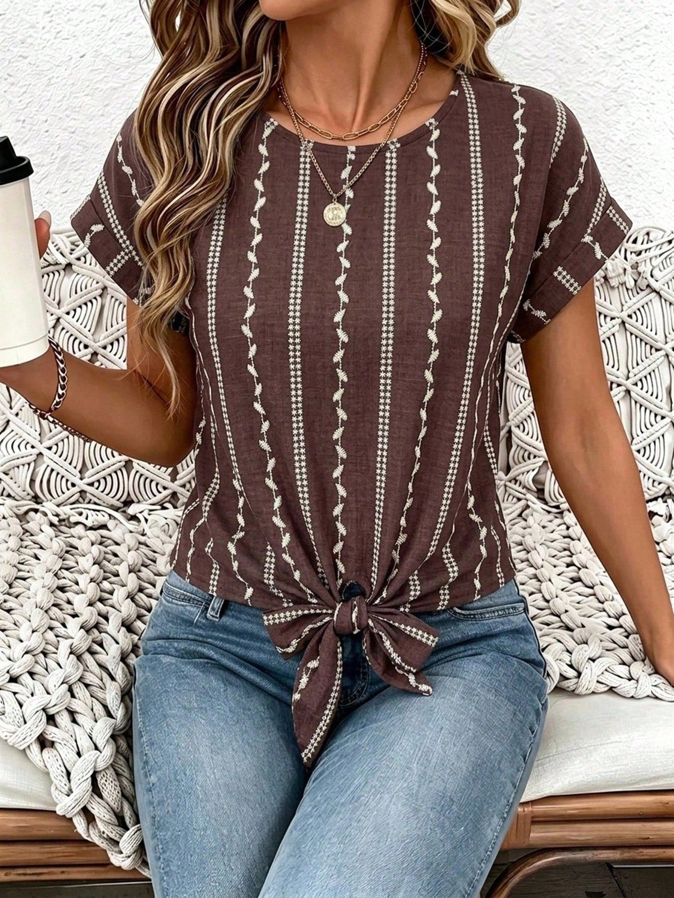 LUNE Women's Printed Summer Top: Cute Tie-Front T-Shirt, Suitable For Casual Boho Outings, Women's Casual Outerwear Top Brunch Vacation Brown Striped