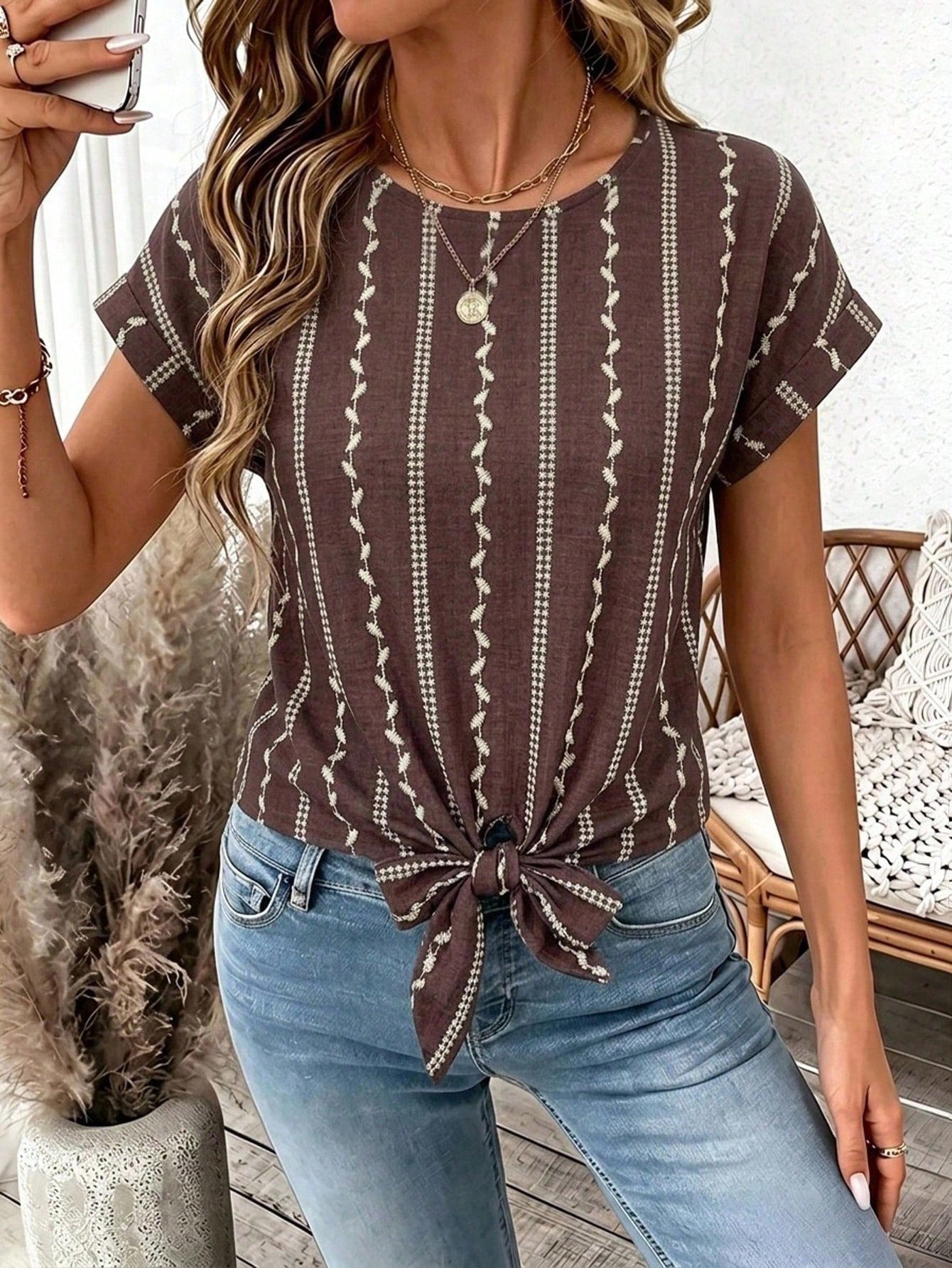 LUNE Women's Printed Summer Top: Cute Tie-Front T-Shirt, Suitable For Casual Boho Outings, Women's Casual Outerwear Top Brunch Vacation Brown Striped