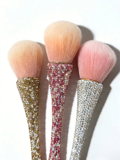 Luxury Crystal Diamond Waist Makeup Brush| Soft Synthetic Fiber Bristles Suitable For Perfect Foundation Application| Ideal For Music Festivals And Weddings| 4 Colors| Great Gift For Makeup Enthus