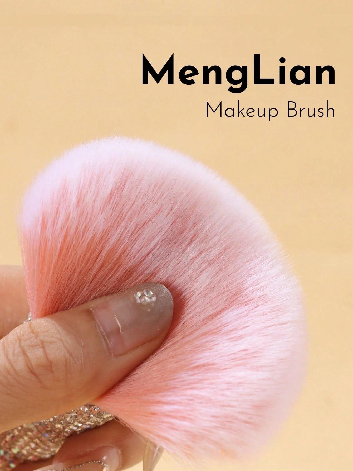 Luxury Crystal Diamond Waist Makeup Brush| Soft Synthetic Fiber Bristles Suitable For Perfect Foundation Application| Ideal For Music Festivals And Weddings| 4 Colors| Great Gift For Makeup Enthus