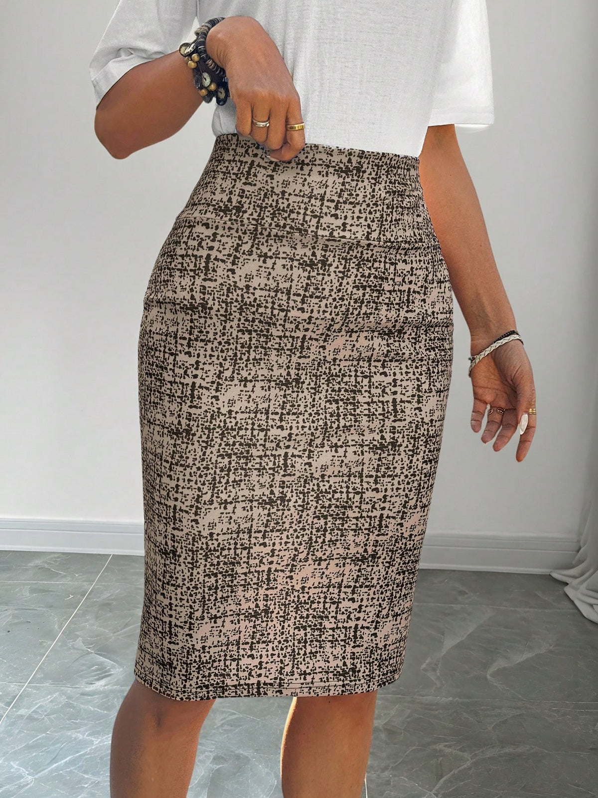 Medorina Women's Casual Elegant Modest Work Office Business Wear Fitted Printed Skirt Teachers' Day Beige Autumn