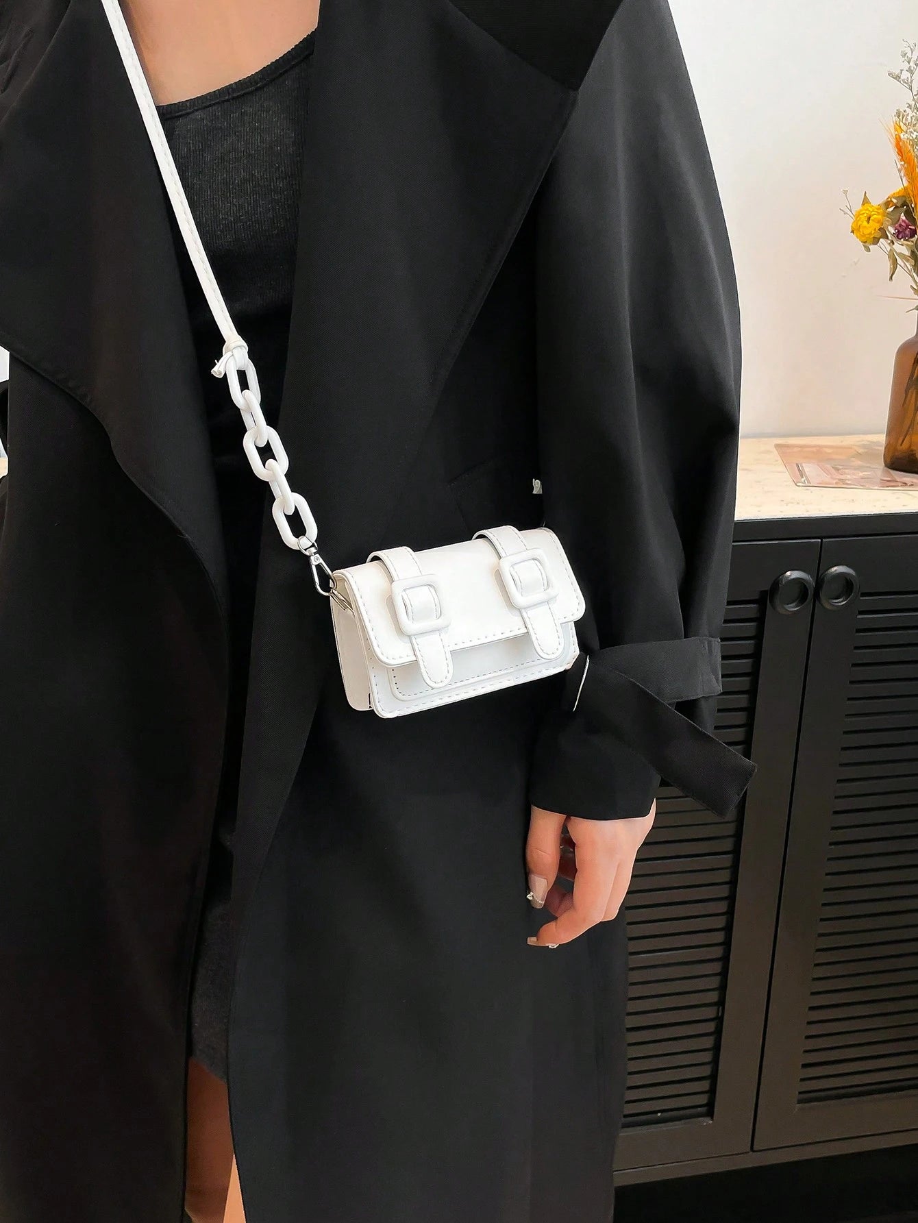 Mini Acrylic Decorative Chain Lipstick Crossbody Bag