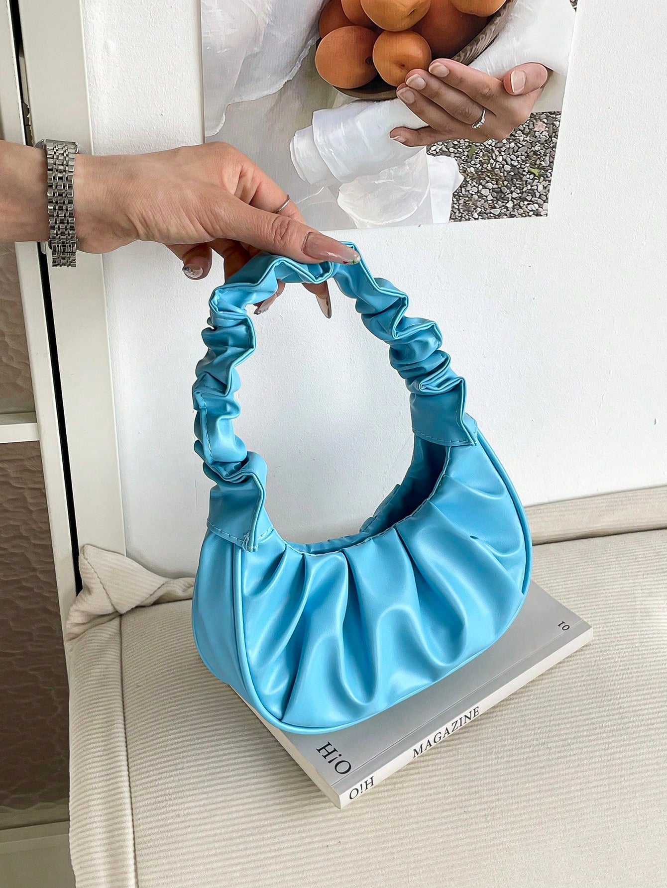 Mini Fashionable Solid Color Pleated Cloud Shaped Handbag, Crescent Shoulder Bag, Underarm Tote Bag, Commuter Bag, Spring/Summer