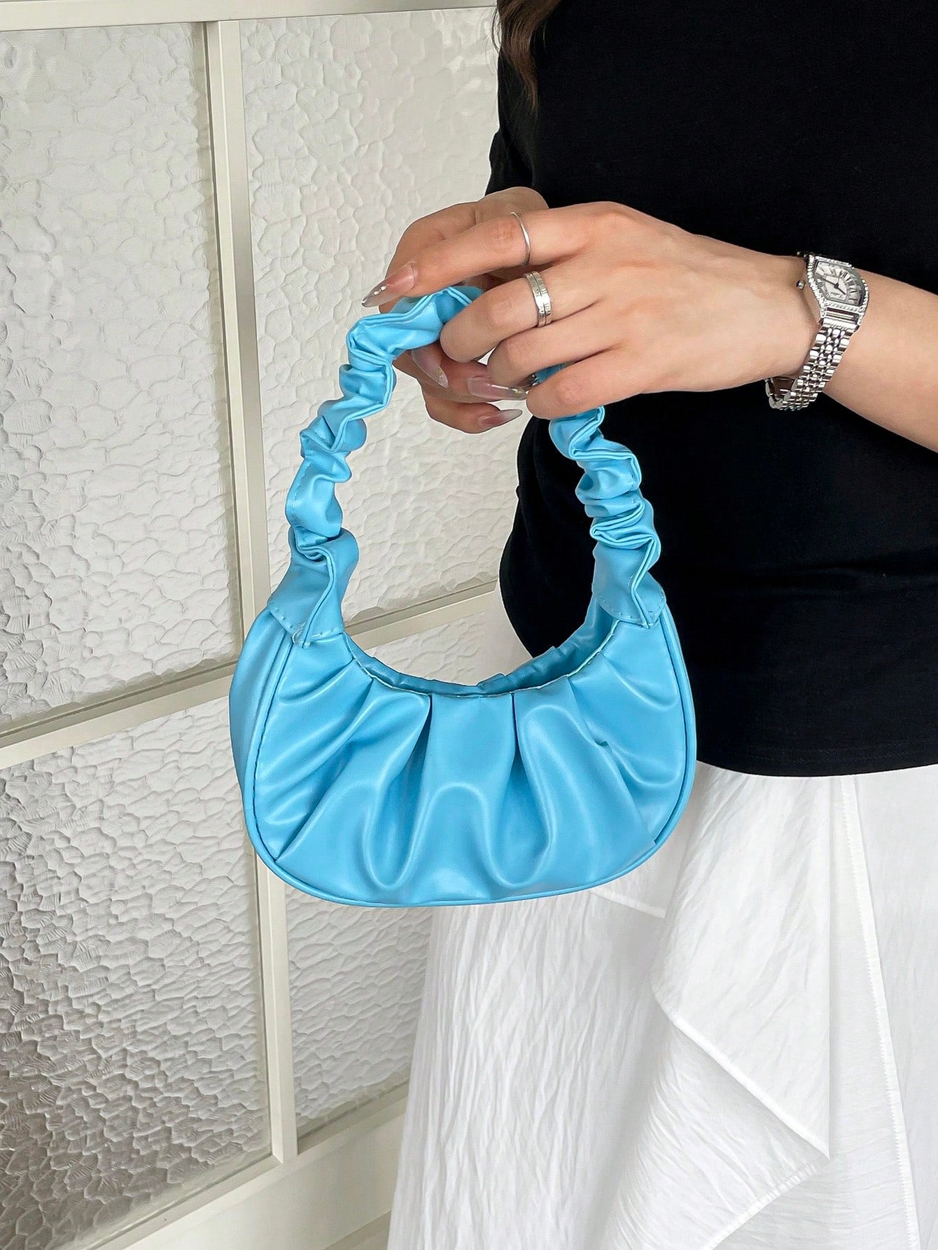 Mini Fashionable Solid Color Pleated Cloud Shaped Handbag, Crescent Shoulder Bag, Underarm Tote Bag, Commuter Bag, Spring/Summer