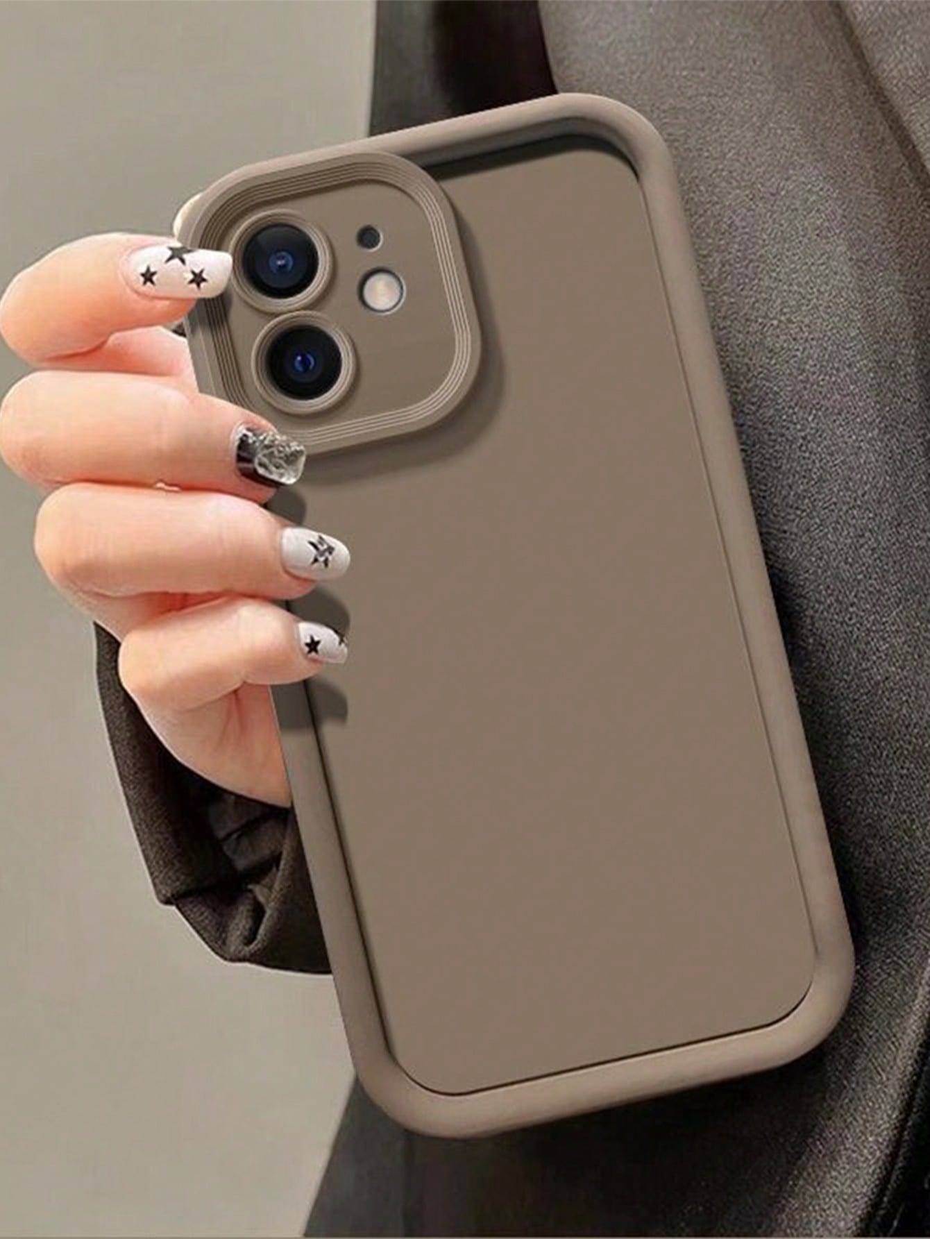 Minimalist Solid Black Shockproof Thick Phone Case Suitable For IPhone 17 Pro Max/17 Pro/17 Air/17/16 Pro Max/16/16 Pro/16 Plus/16E/15/15 Plus/15 Pro/15 Pro Max/11/12/13/14 Pro Max/XS/XR/11 Pro/11 Pro