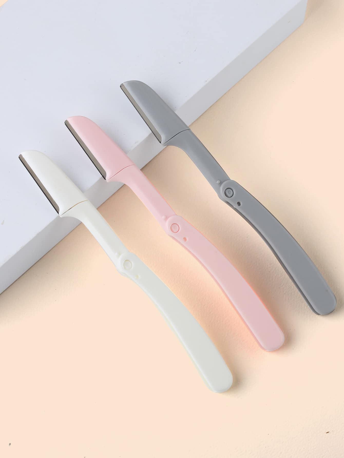 NEFOUME 3pcs Facial Razors For Women Face,Eyebrow Razor, Dermaplane Razors, Face Shavers,Dermaplaning Tool Peach Fuzz Remover For Folding Travel Face,Makeup,Cheap,Room Decor,Vanity,Travel,Bedroom,Make