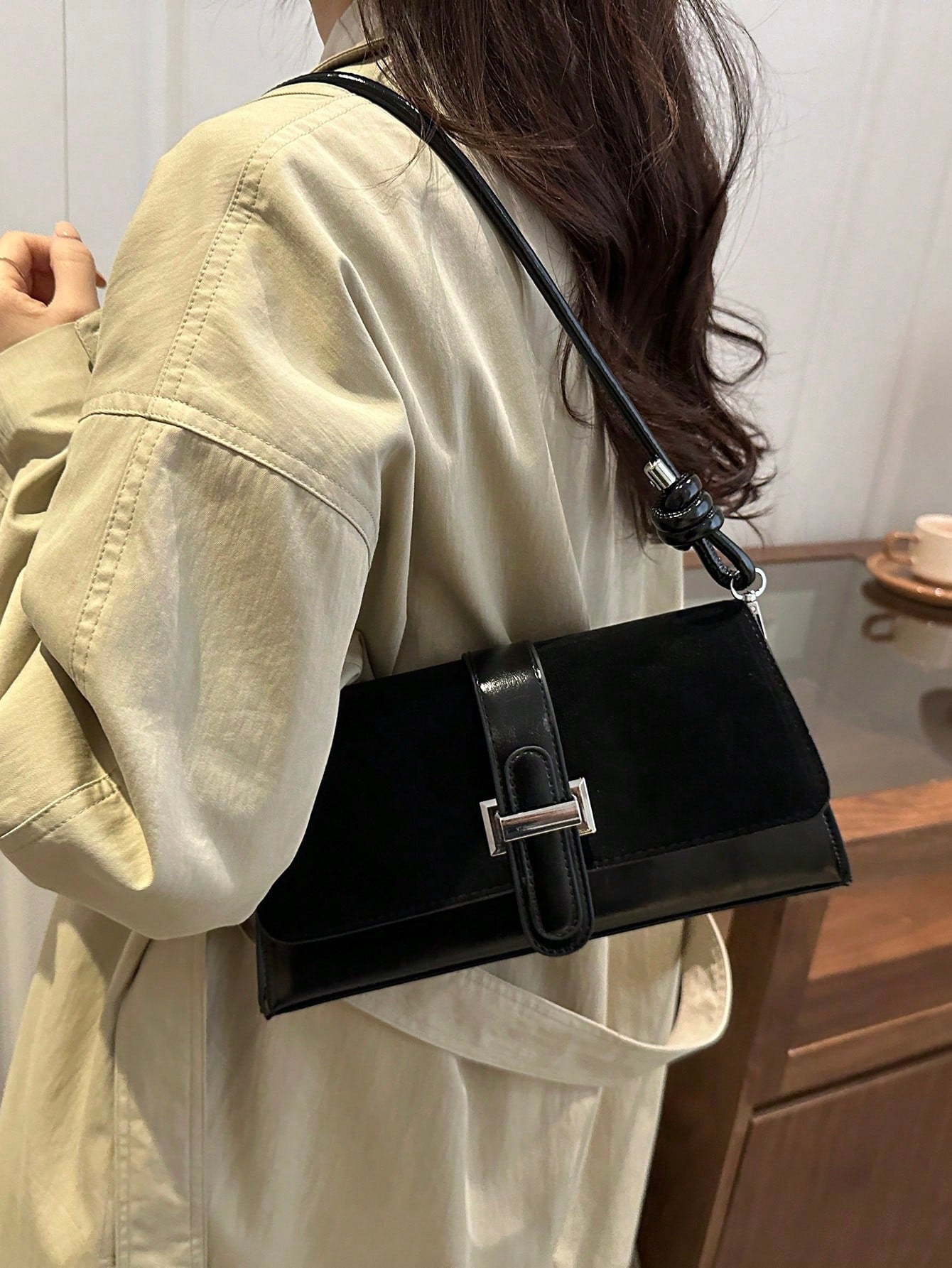New Fashion Metal Decor Handbag Shoulder Bag, Suitable For Parties, Outings, Vacations, Shopping And Daily Use