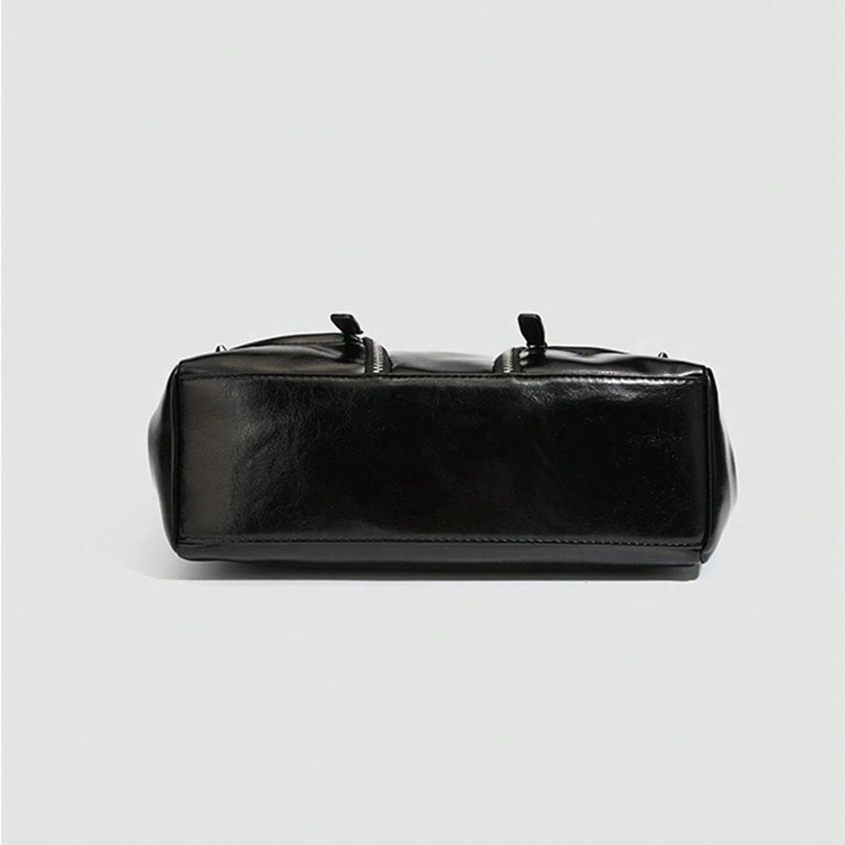 New Hot Girl Style Oil Wax Leather Rivet Design Motorcycle Bag, Large Capacity Shoulder Crossbody Commuter Tote Handbag