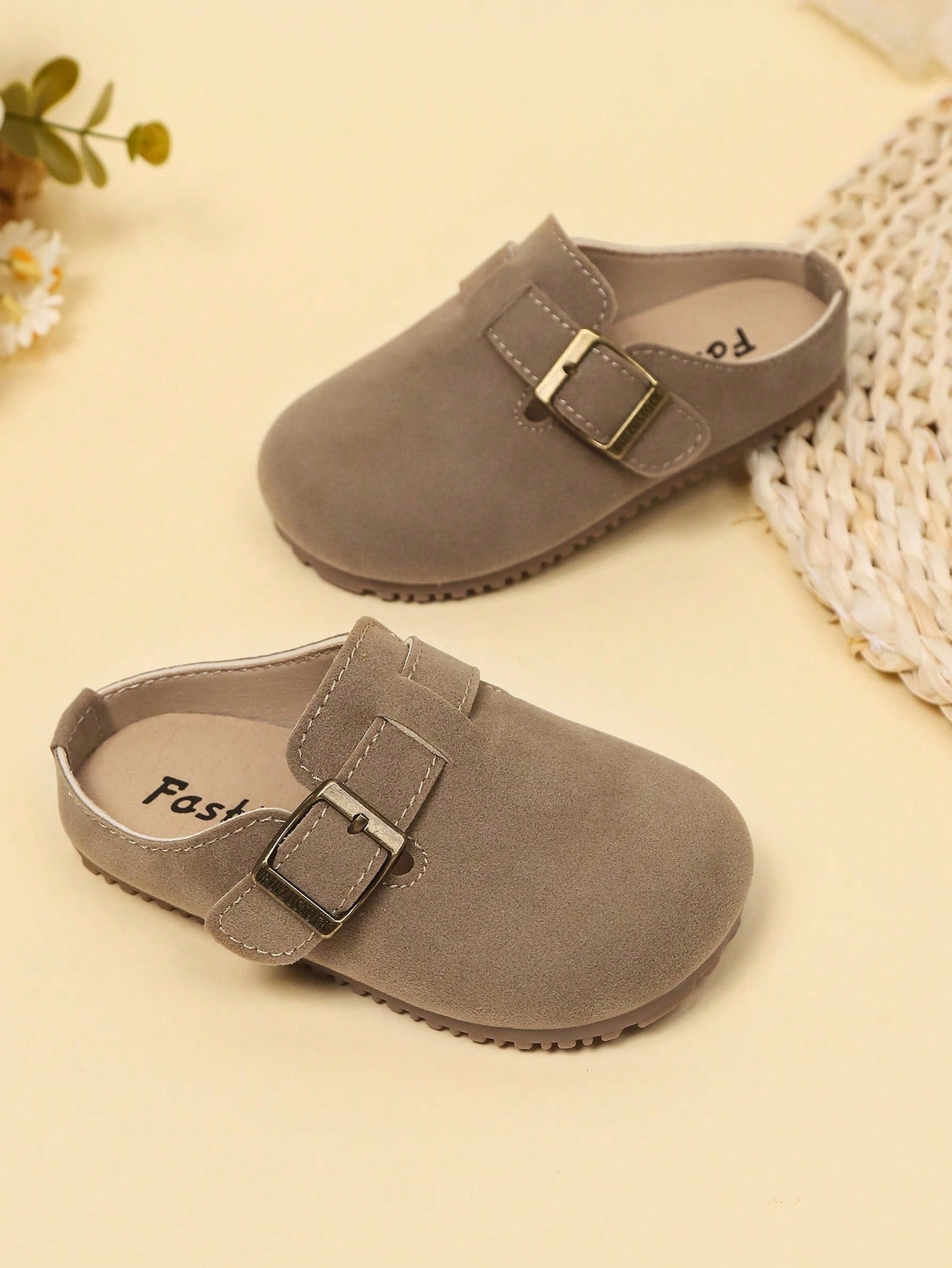 New Kids Round Toe Anti-Slip Soft Sole Hook And Loop Casual Flat Shoes, Suitable For All Seasons