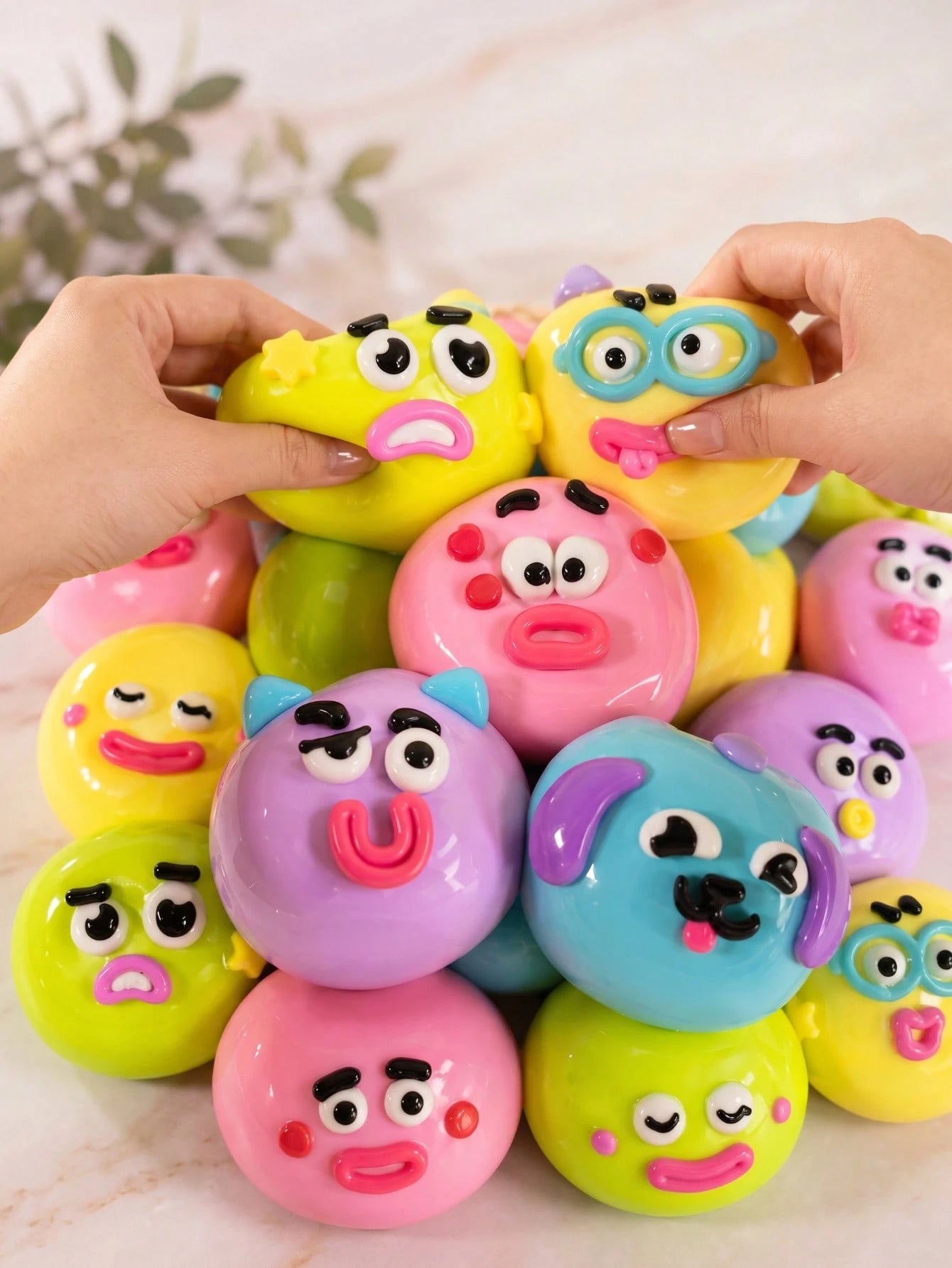 New Smushers Squishy-Curiosities Dog Face Swap Squeeze Toy, Soft Slow Rebound Stress Relief Toy, Cute Dog Face Sensory Decompression Fingertip Toy, Suitable For Adults To Relieve Anxiety, Ideal Birthd