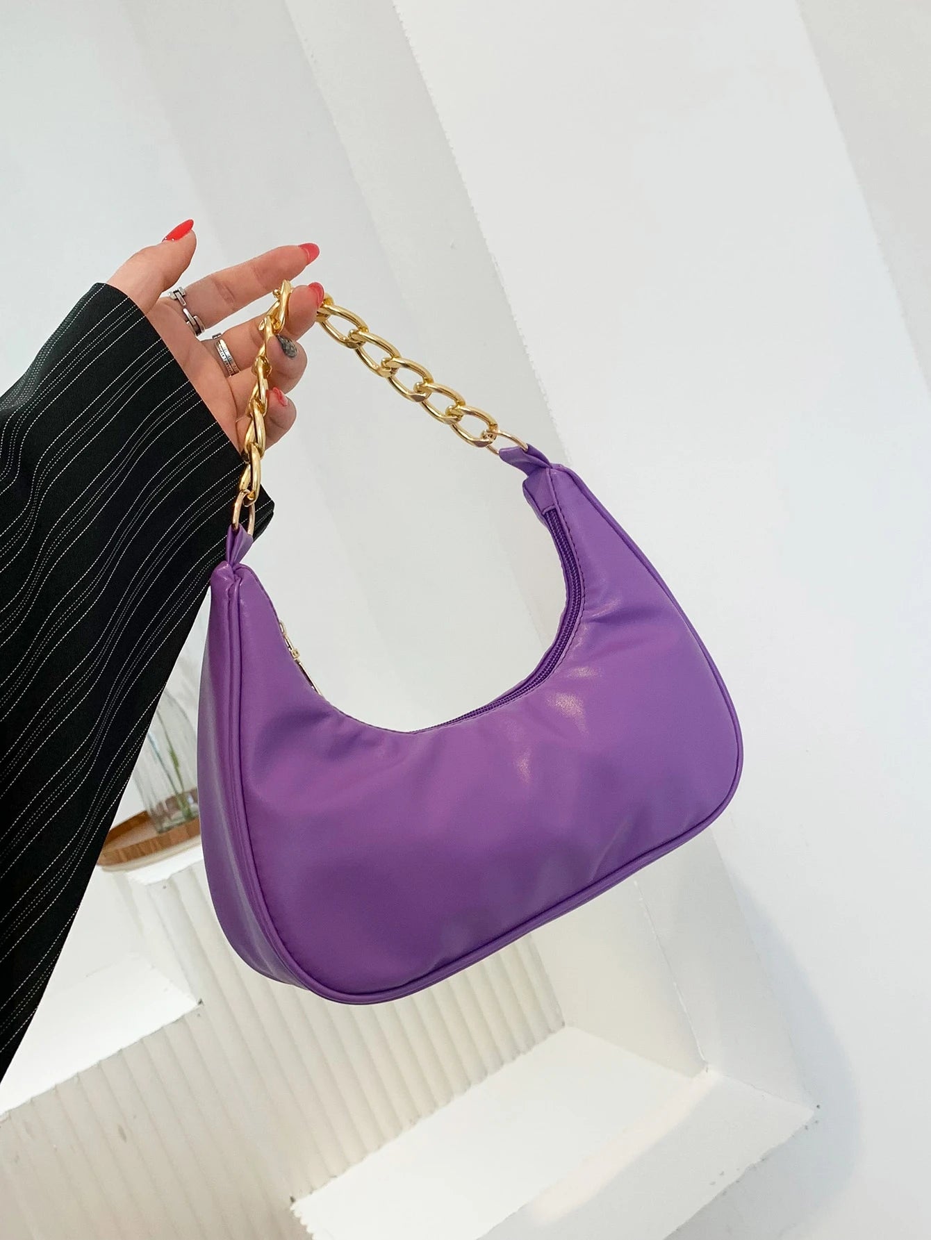 New Spring/Summer Metal Chain Bag,Solid Color Fashionable Casual Women's Handbag, Tready Crescent Moon Bag For Women