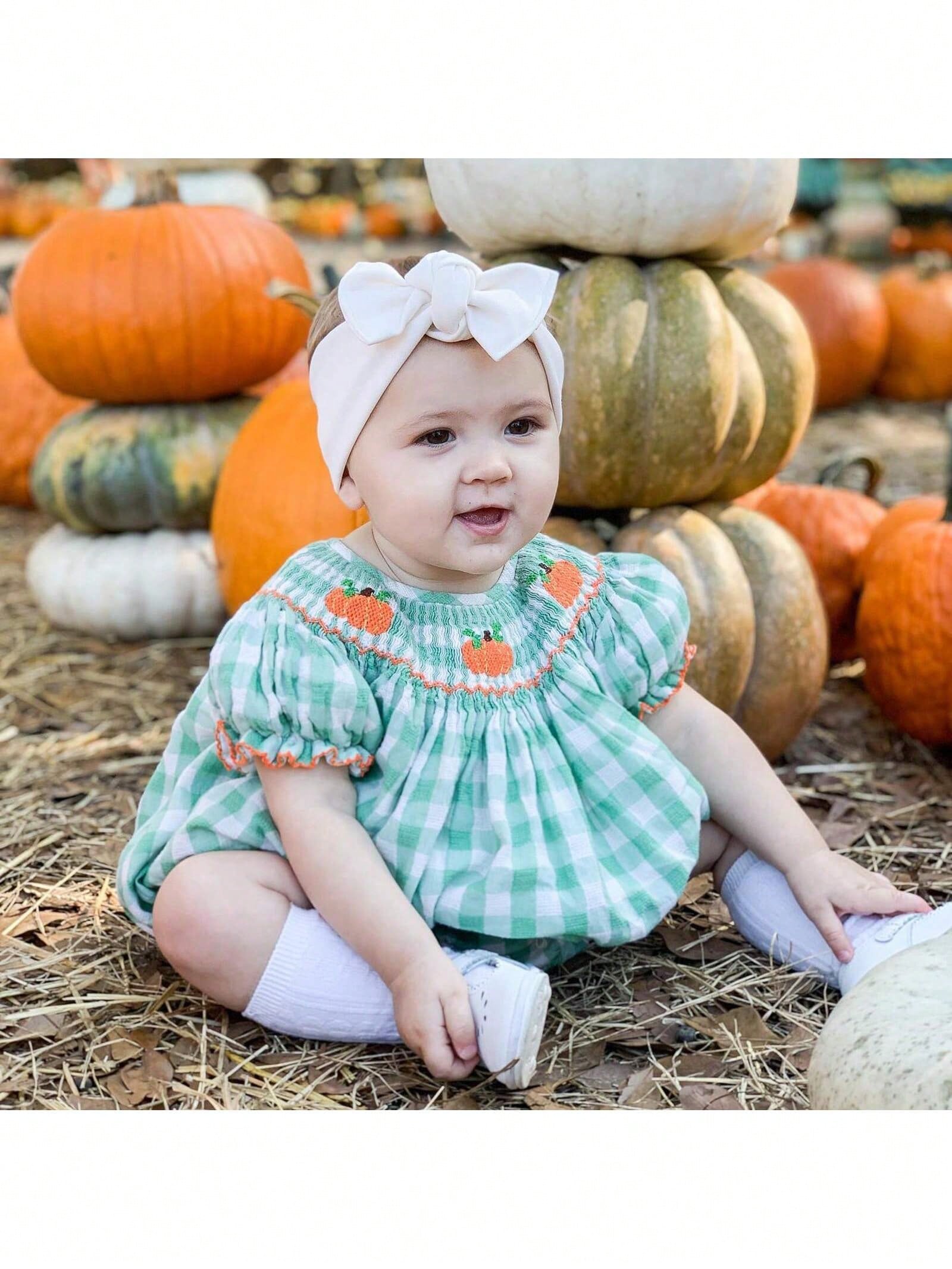 Newborn Baby Girls Halloween Outfit Fall Romper Bodysuit Pumpkin Embroidered Plaid Short Puff Sleeve Crew Neck Ruffled Jumpsuits Playsuit Toddler Infant Halloween One Piece Outfit Clothes