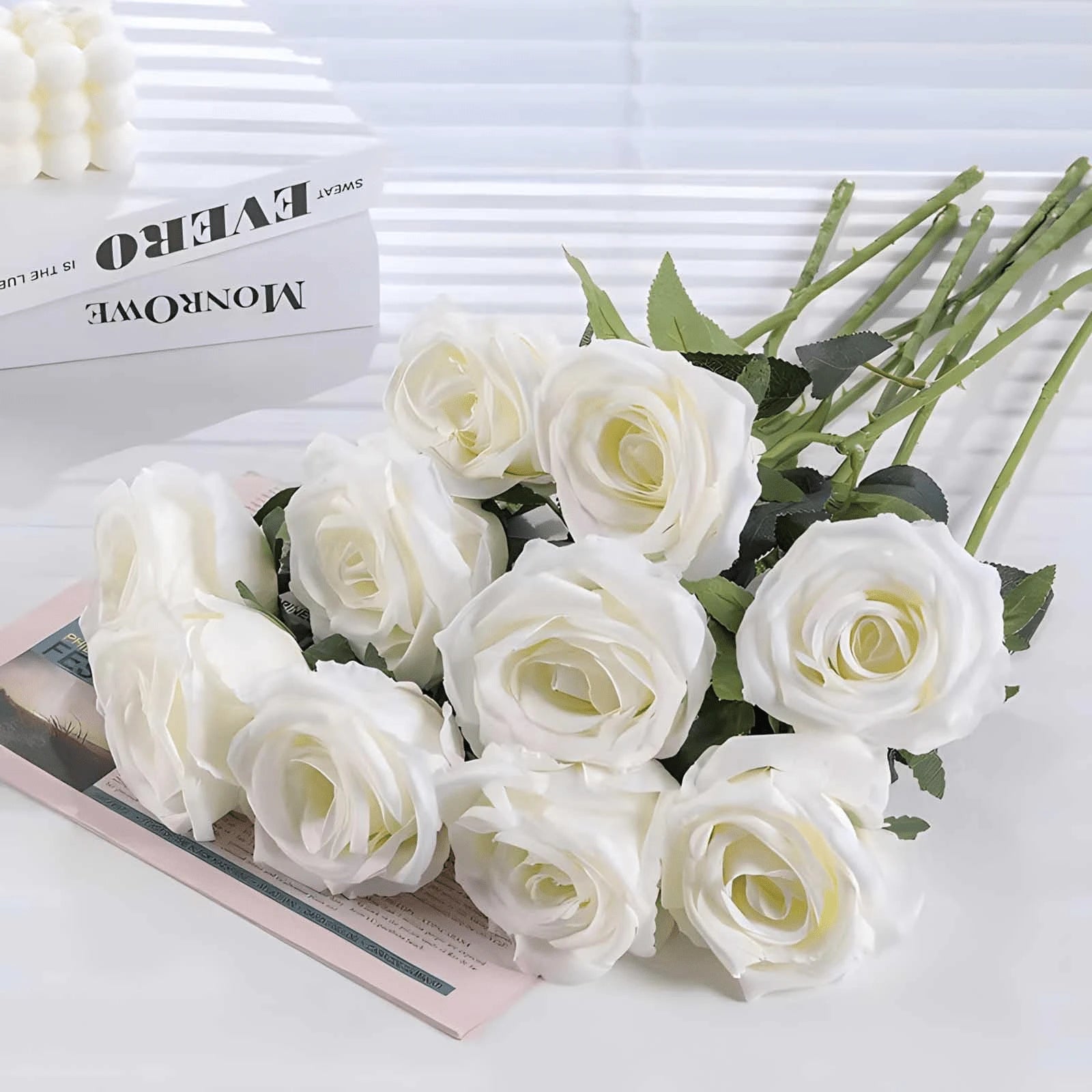 Oaoleer 1PC Artificial Roses Bulk Velvet Silk White Roses White Roses For Wedding Centerpieces Bridal Bouquet Mohter's Day Valentine's Day Home Decor