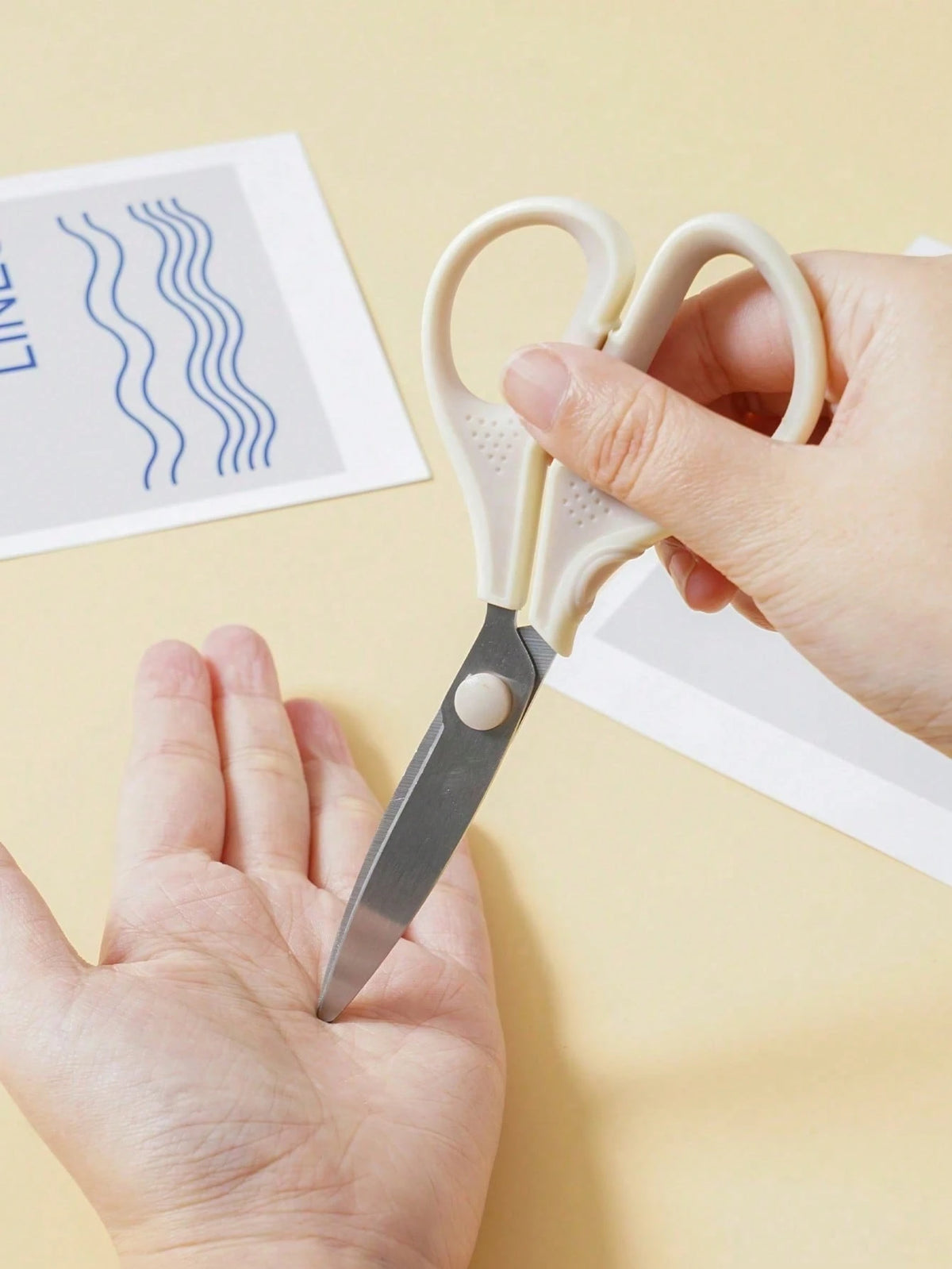 (Oule) Multi-Purpose Stainless Steel Scissors For School, Office And Home Use- Durable, Portable, Multi-Purpose Craft And Paper Cutting Tool With Comfort Handle, Stationery, Office Supplies