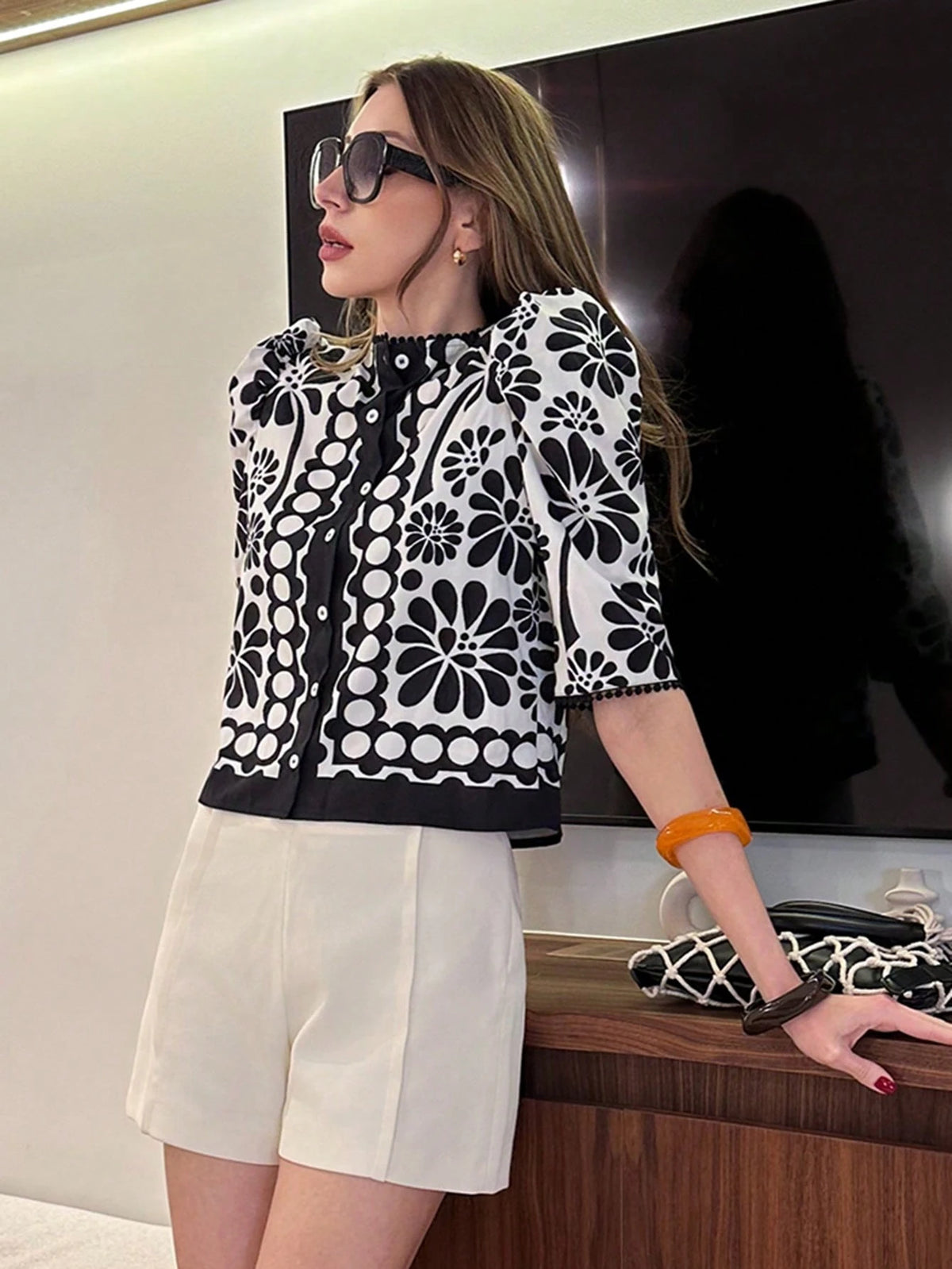 Pariaura Floral Print Lace-Hem Round Neck Casual Shirt