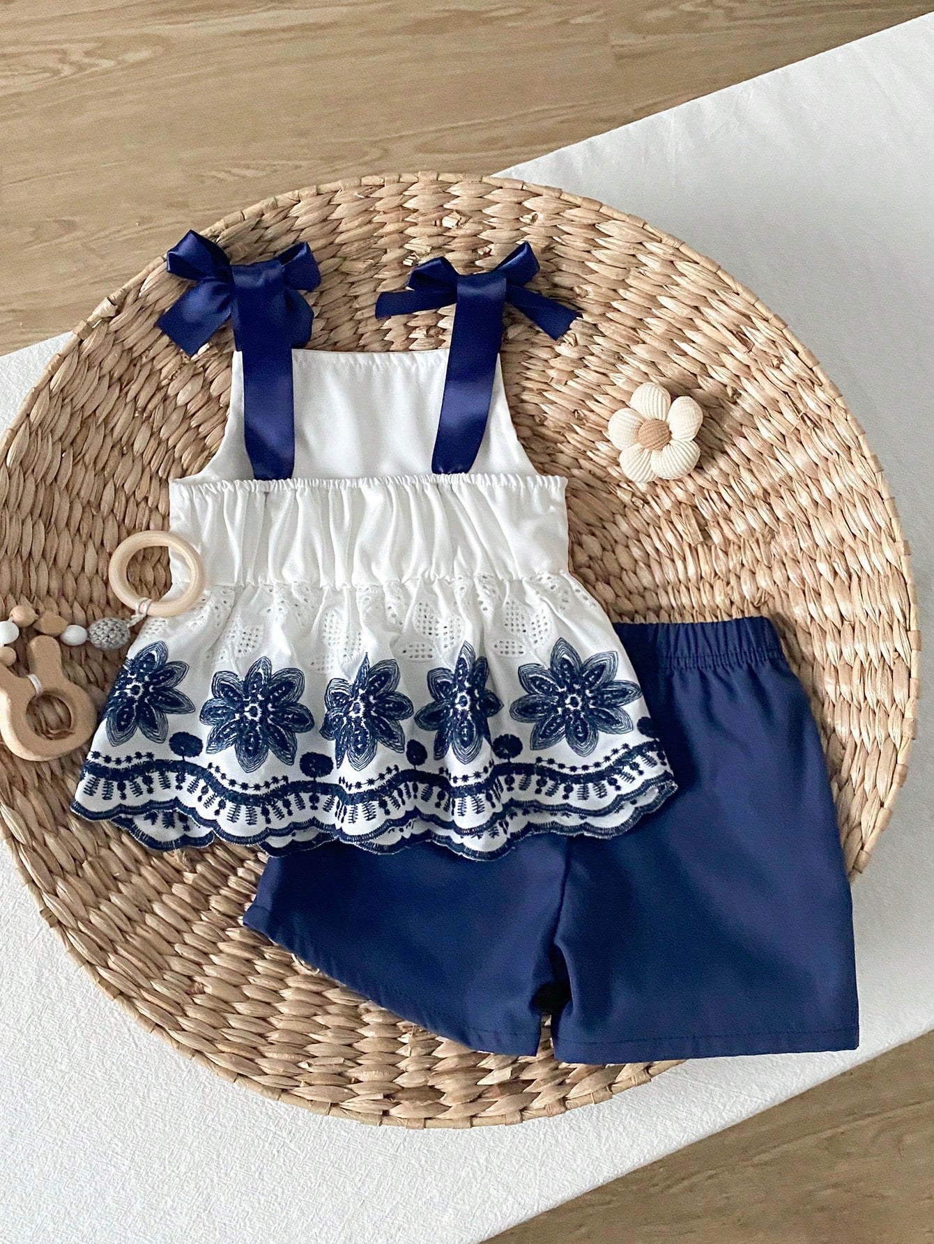 Playful Pals 2 Pacs Baby Girl Toddler/New Born 0-3 Years Old Spring/Summer Casual Daily Cute Vacation Striped Bow Pattern Camisole Top + Shorts Set