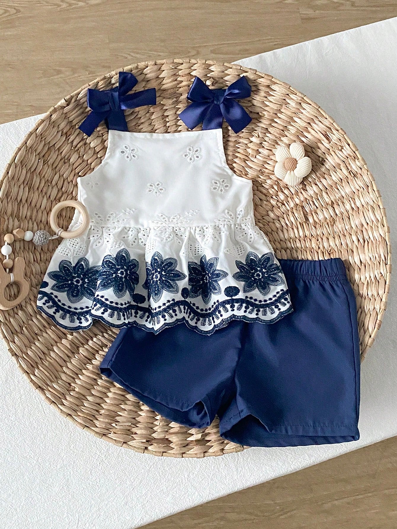 Playful Pals 2 Pacs Baby Girl Toddler/New Born 0-3 Years Old Spring/Summer Casual Daily Cute Vacation Striped Bow Pattern Camisole Top + Shorts Set