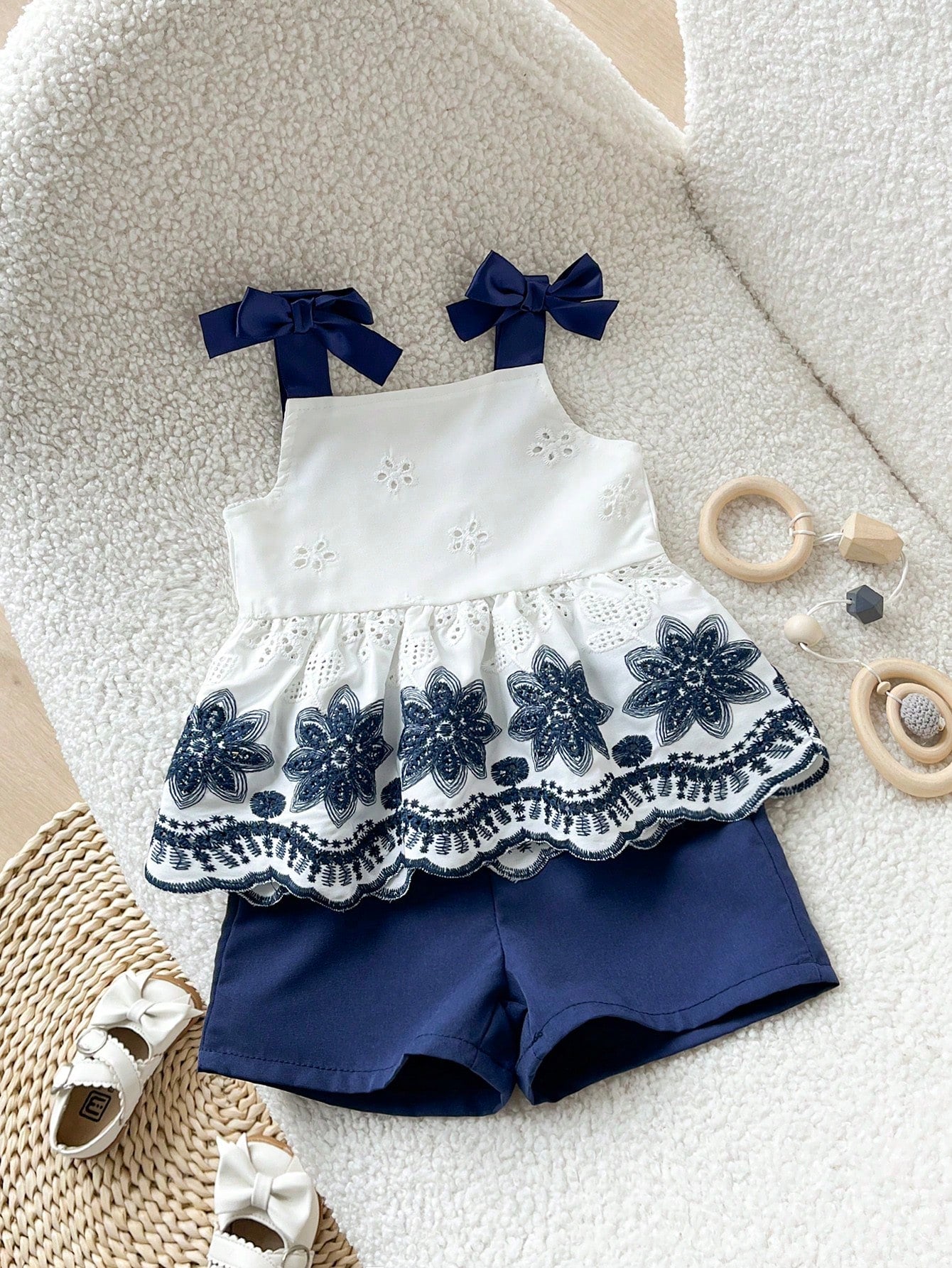 Playful Pals 2 Pacs Baby Girl Toddler/New Born 0-3 Years Old Spring/Summer Casual Daily Cute Vacation Striped Bow Pattern Camisole Top + Shorts Set