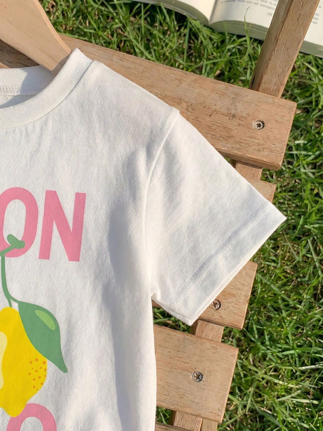 Playful Pals 2pcs/Set Baby Girls' Lemon Fruit Print Round Neck Short Sleeve T-Shirt And Striped Shorts White Summer Cute Vacation Holiday Infant Toddler Outfit