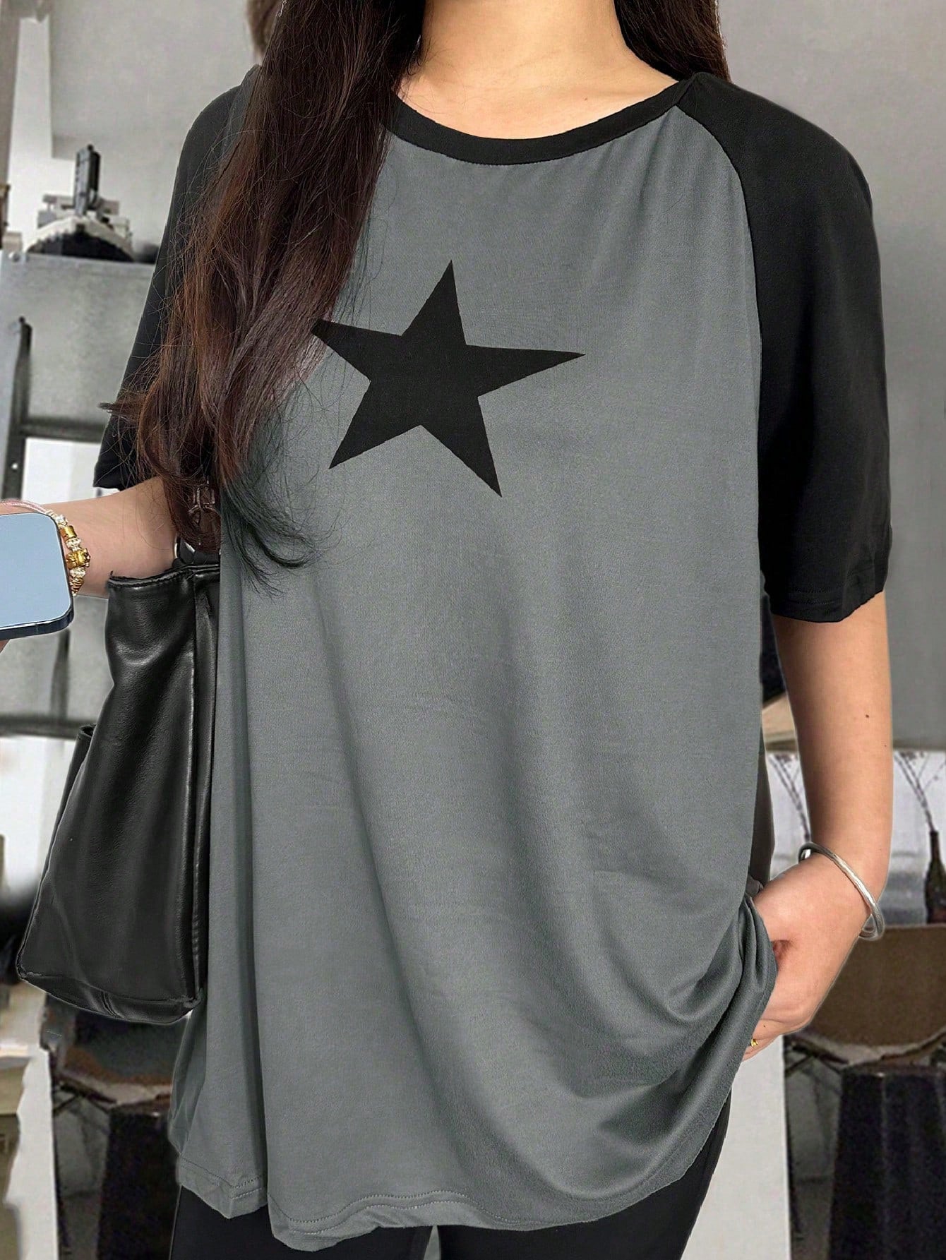 Plus Size Women's Summer Vacation Fashion Casual, Millennial, And Street Style. Loose-Fit Knit T-Shirt With Star Print. Graduation