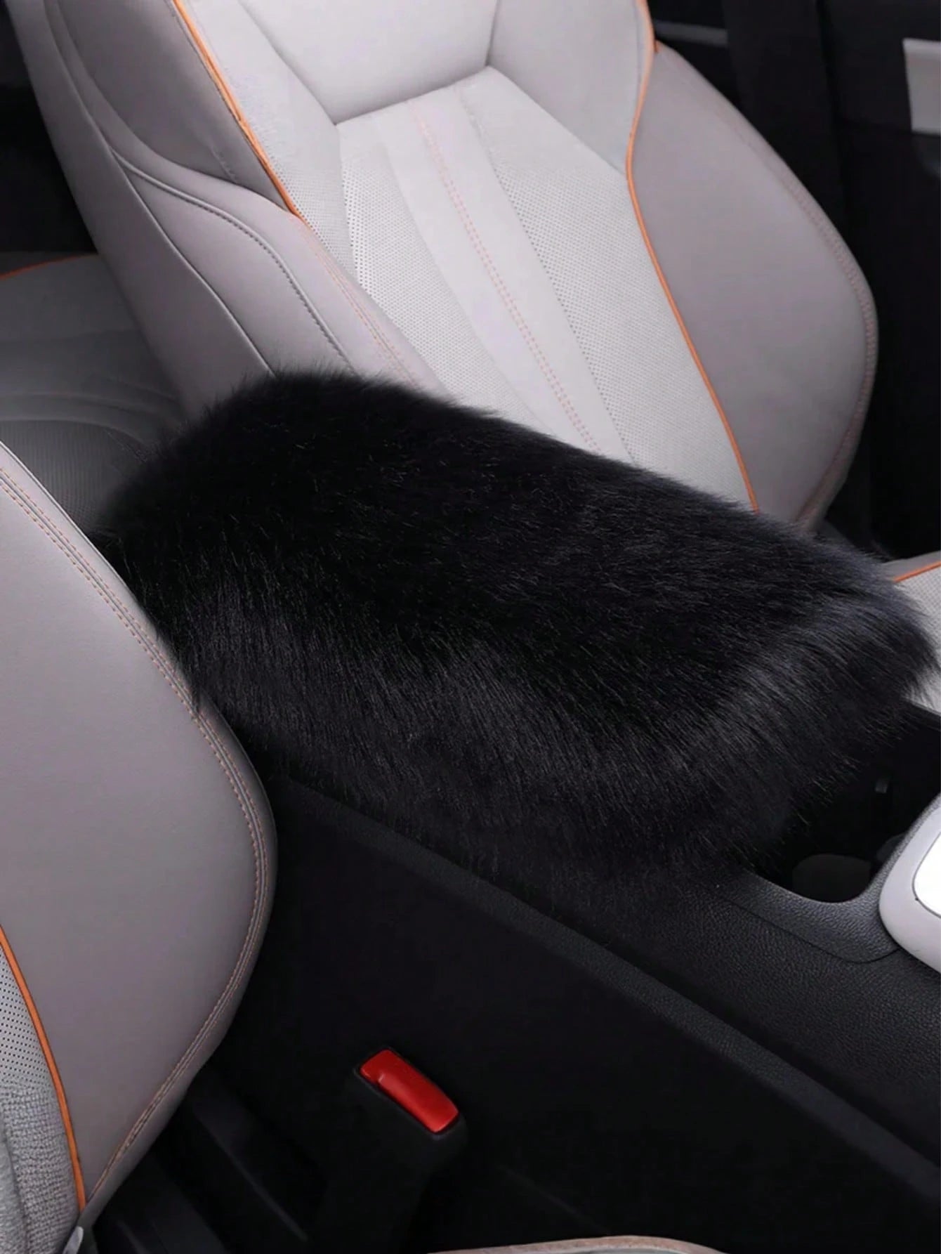 Plush Armrest Pad- Soft Plush Central Armrest Pad, Suitable For Cars, SUVs, Trucks, Universal Size, Warm Interior Pad For Winter, Non-Slip Polyester Material, Protects Console & Seats, Luxurious Faux