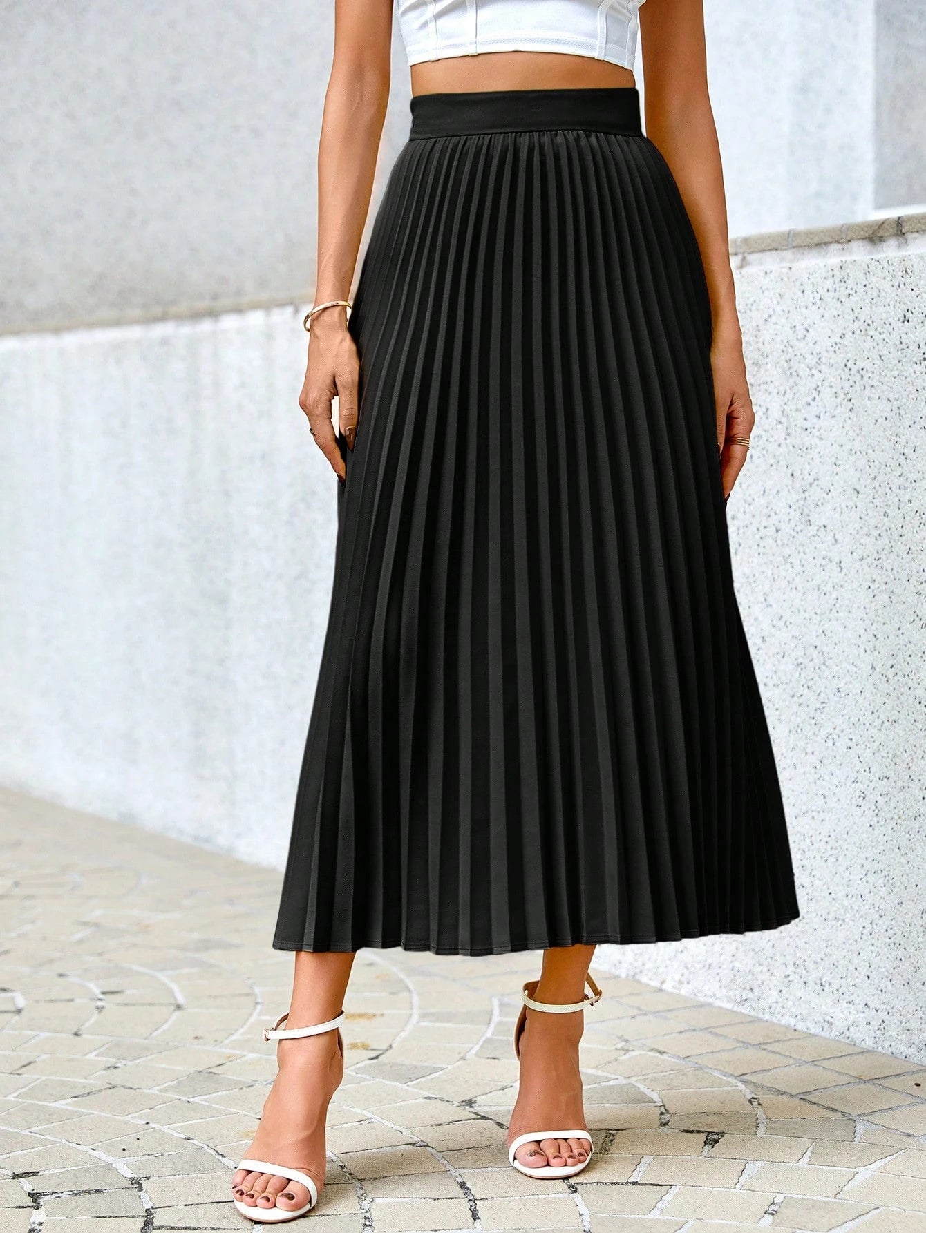 Privé Women's Solid Color High Waisted Pleated Skirt, Elegant,Sun Skirt