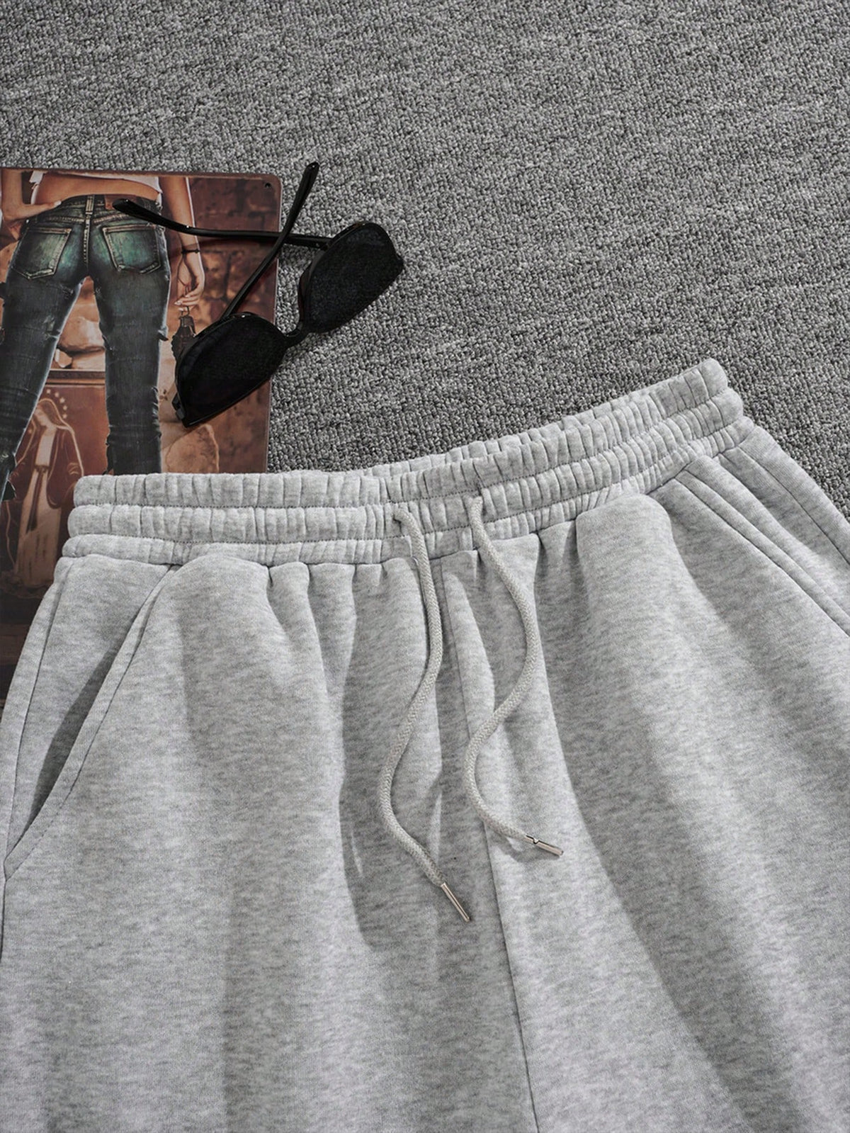 Randomly Sends 1 Pcs| 200gsm Men Polyester Shorts With IT'S ME Graphic Print- Shorts For Men, Joggers For Men, Y2K Aesthetic, Unisex
