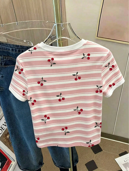 Resyla Women's Fashion Versatile Striped Digital Print Fitted Short Sleeve T-Shirt, All-Over Print T-Shirt, Striped T-Shirt, Undershirt, Casual Wear T-Shirt