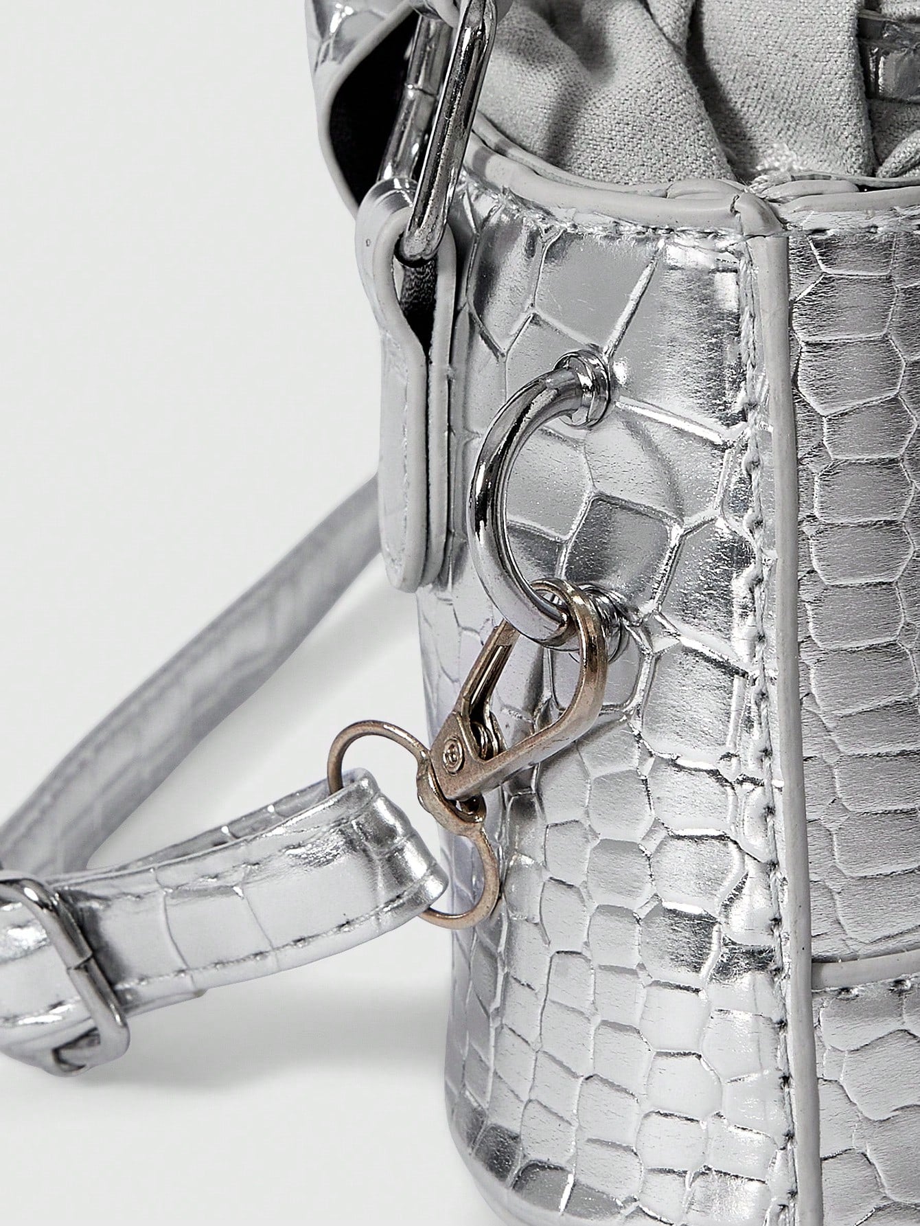 ROMWE Grunge Punk Lightweight,Business Casual Mini Metallic Crocodile Embossed Drawstring Design Novelty Bag For Teen Girls Women College Students,Rookies & White-Collar Workers Perfect For Office,Col