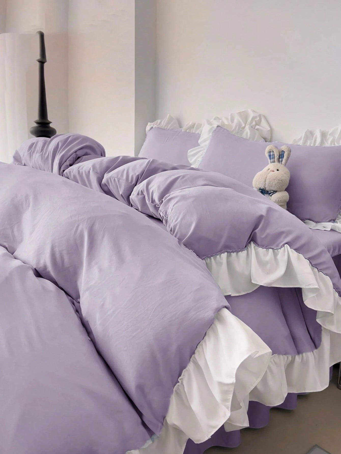 Ruffle Edge Girly Style Skin-Friendly Soft Comfortable Duvet Cover Set 3pcs (1*Duvet Cover+2*Pillowcases), Suitable For Bedroom, Guest Room, Machine Washable, All Seasons