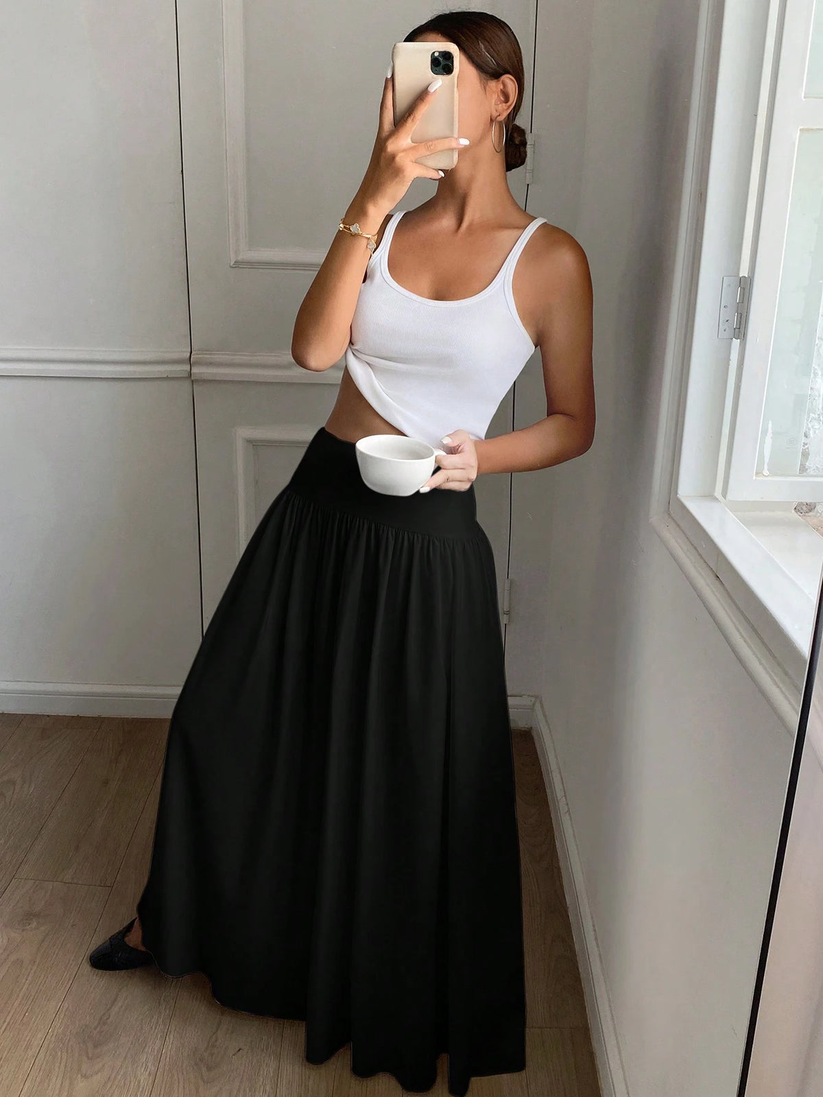 Serisse Women's Solid Color Black Pleated Simple Casual Mid-Length Skirt Winter Spring