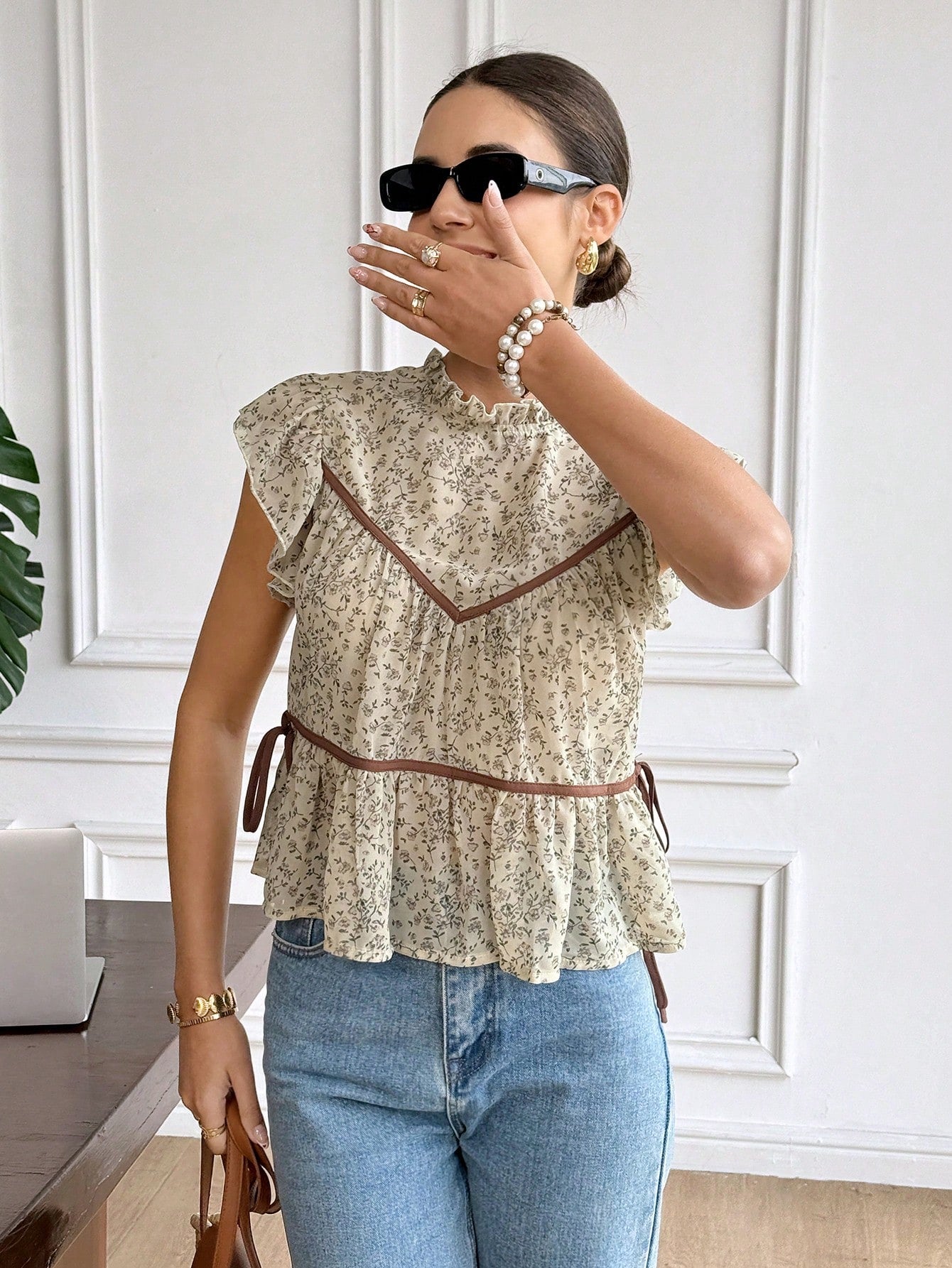 Serisse Women's Summer Elegant Brunch Beige Ditsy Floral Peplum Blouse,Boho Contrast Binding Ruffle Mock Neck Flutter Cap Sleeve Side Tie Waist Casual Top