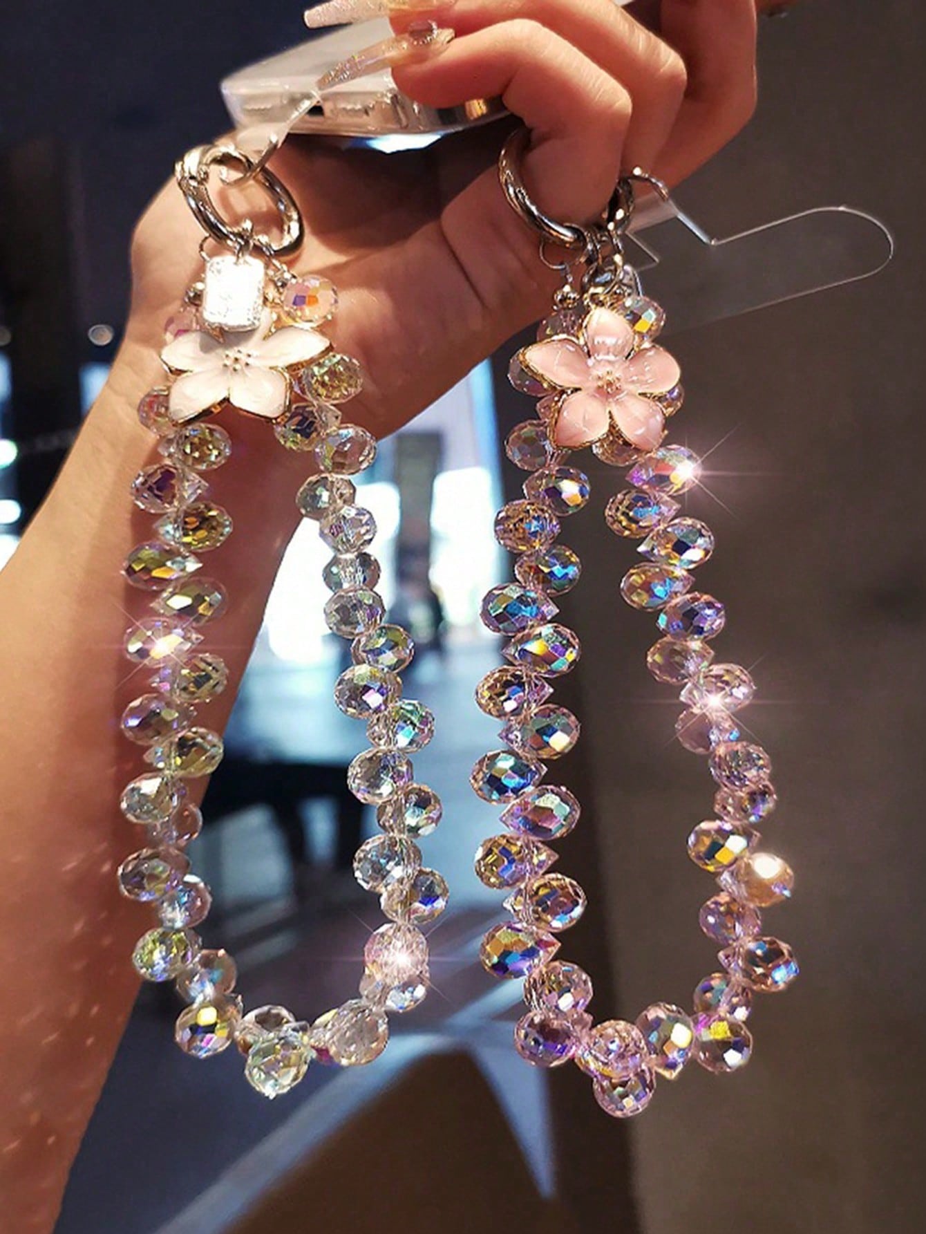 Shockproof Crystal Beaded 1pc Shiny Flower Pendant Phone Chain, Unique High-End Case Charm, Beaded Bracelet Short Strap, Suitable For Outdoor Travel, Birthday Gift, Phone Decoration, Anti-Lost Phone L