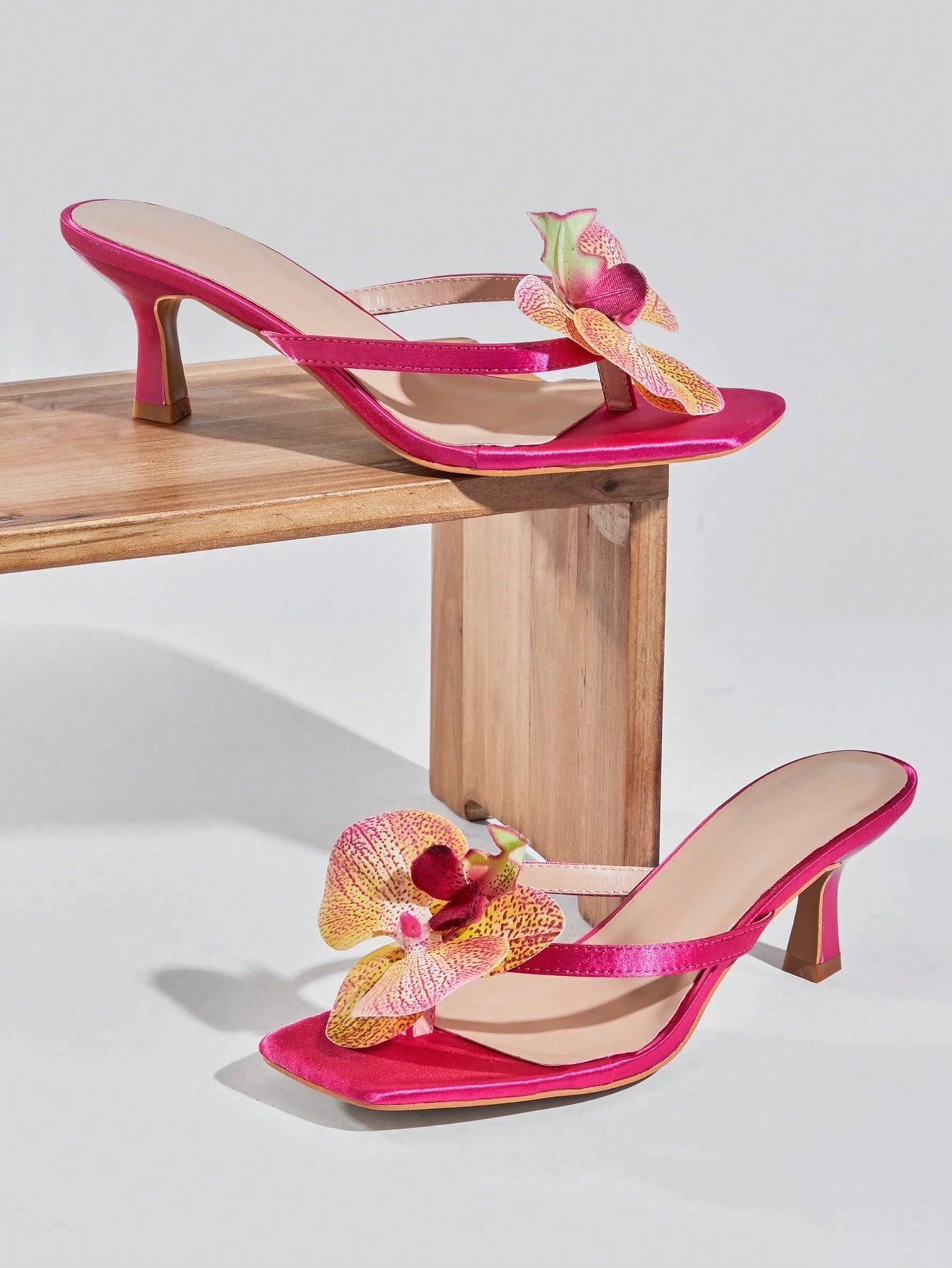 SHUZIA Women's Square Toe Low-Heel Orchid Floral-Decor Satin Fuchsia Thong Sandals – Exotic, Dreamy & Resort-Chic Valentine's Day Summer Shoes