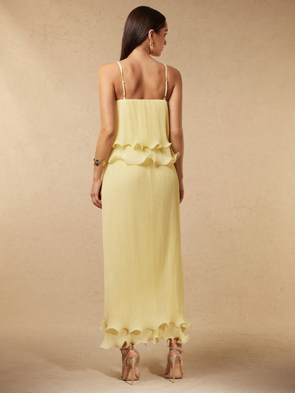 Silquee Women's Pale Yellow Summer Elegant Romantic Garden Party Mother Of The Bride Slip Dress Textured Chiffon Ruffle Hem Relaxed Fit Wedding Beach Gown