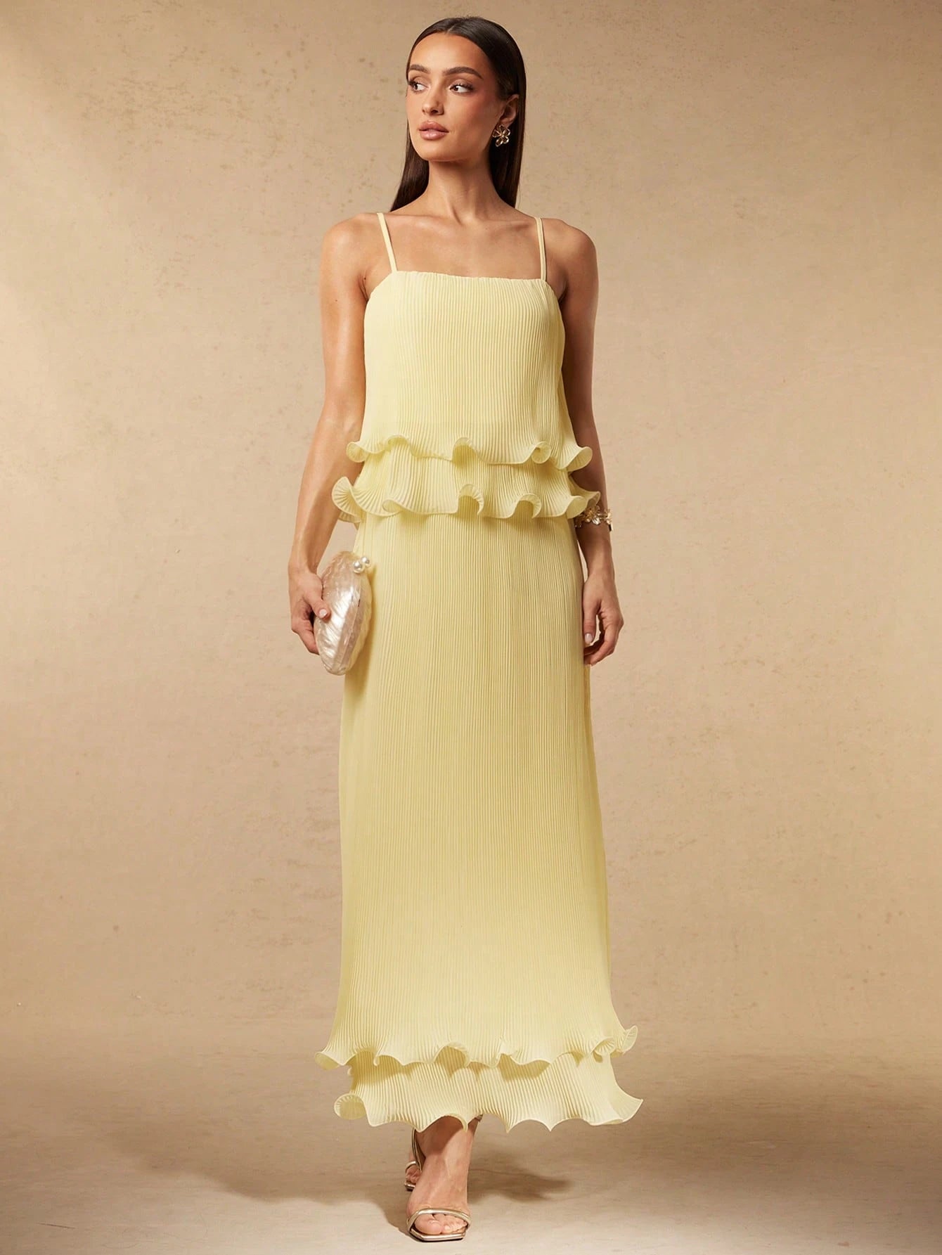 Silquee Women's Pale Yellow Summer Elegant Romantic Garden Party Mother Of The Bride Slip Dress Textured Chiffon Ruffle Hem Relaxed Fit Wedding Beach Gown